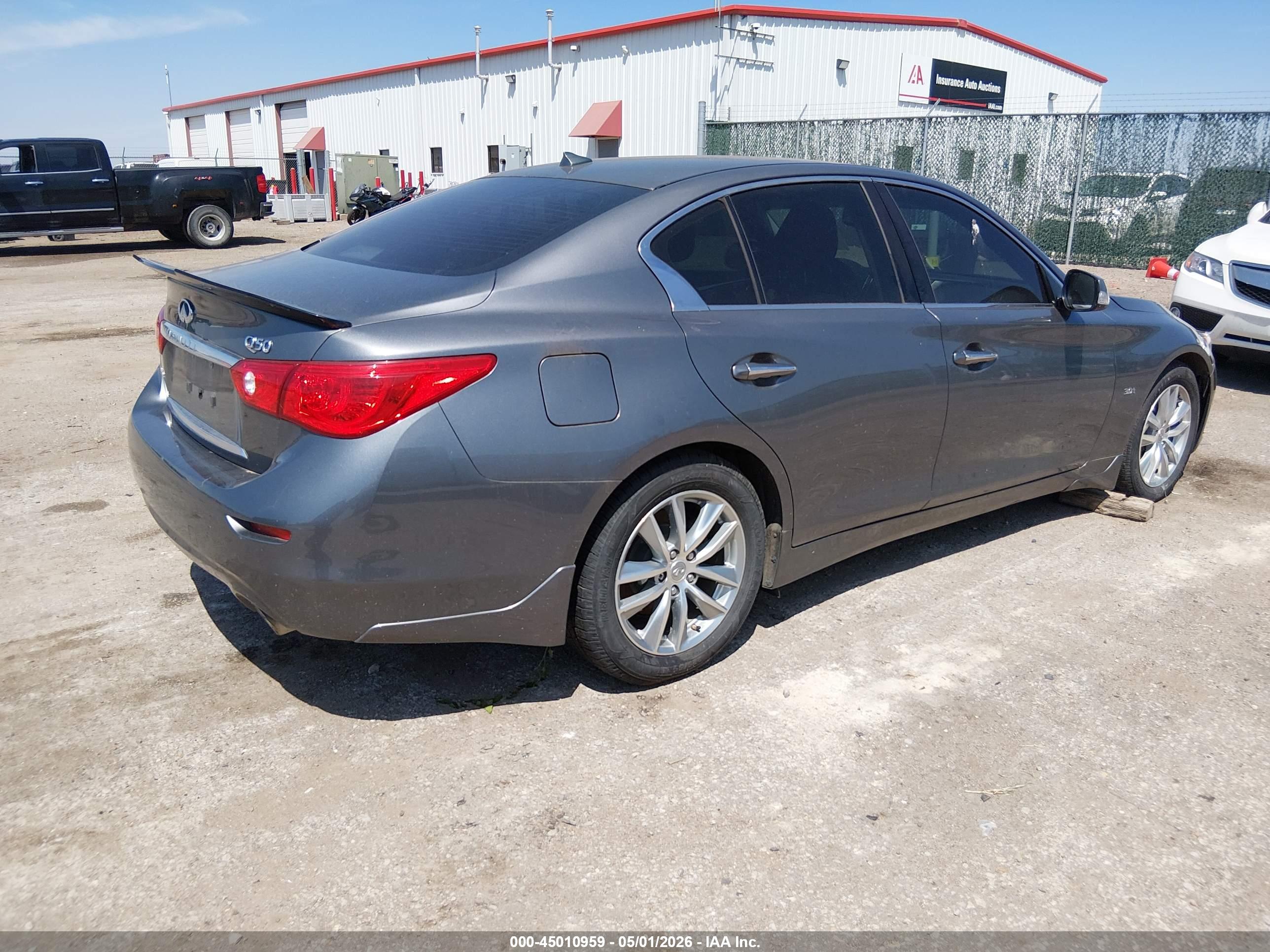 INFINITI Q50 image 4