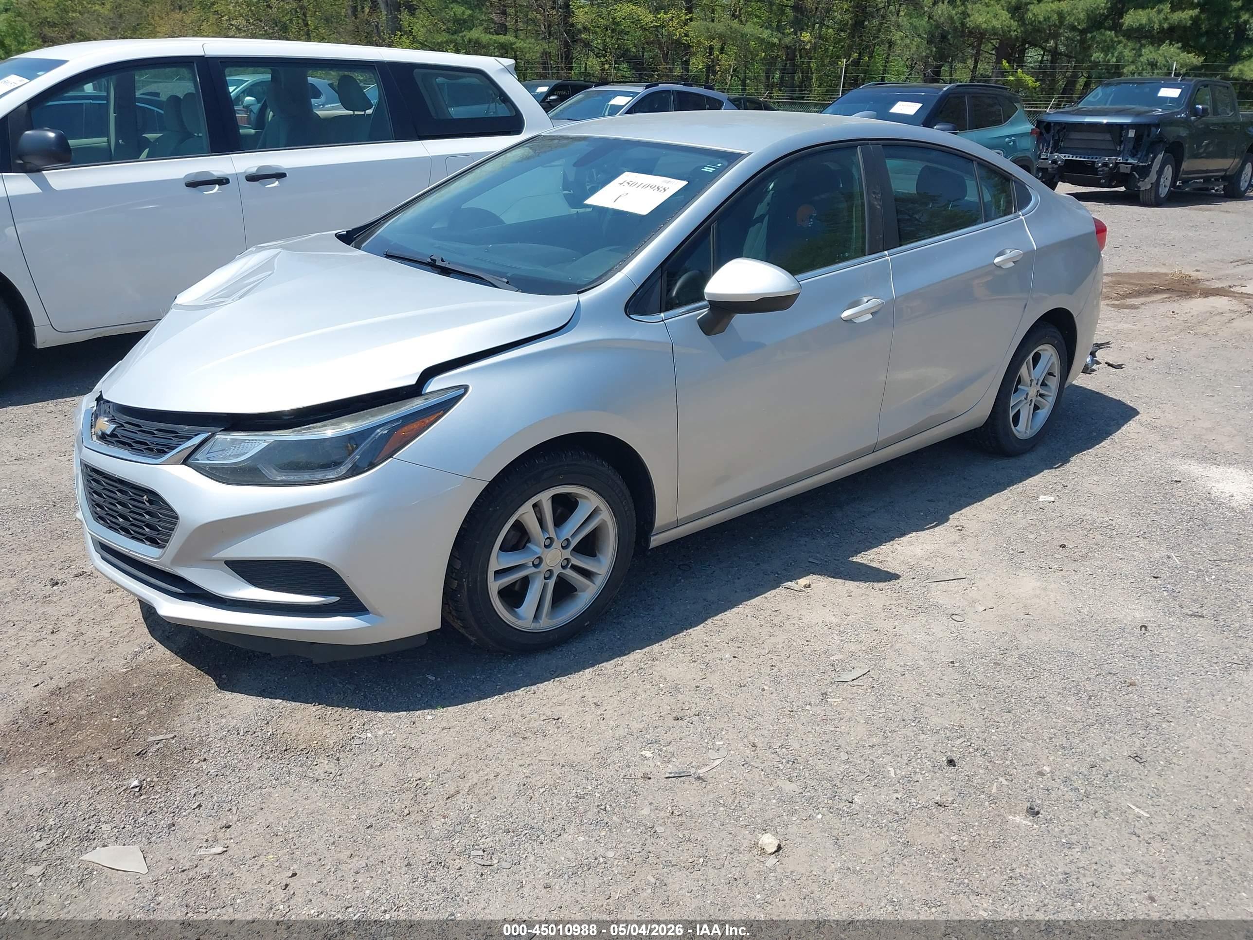 CHEVROLET CRUZE image 2