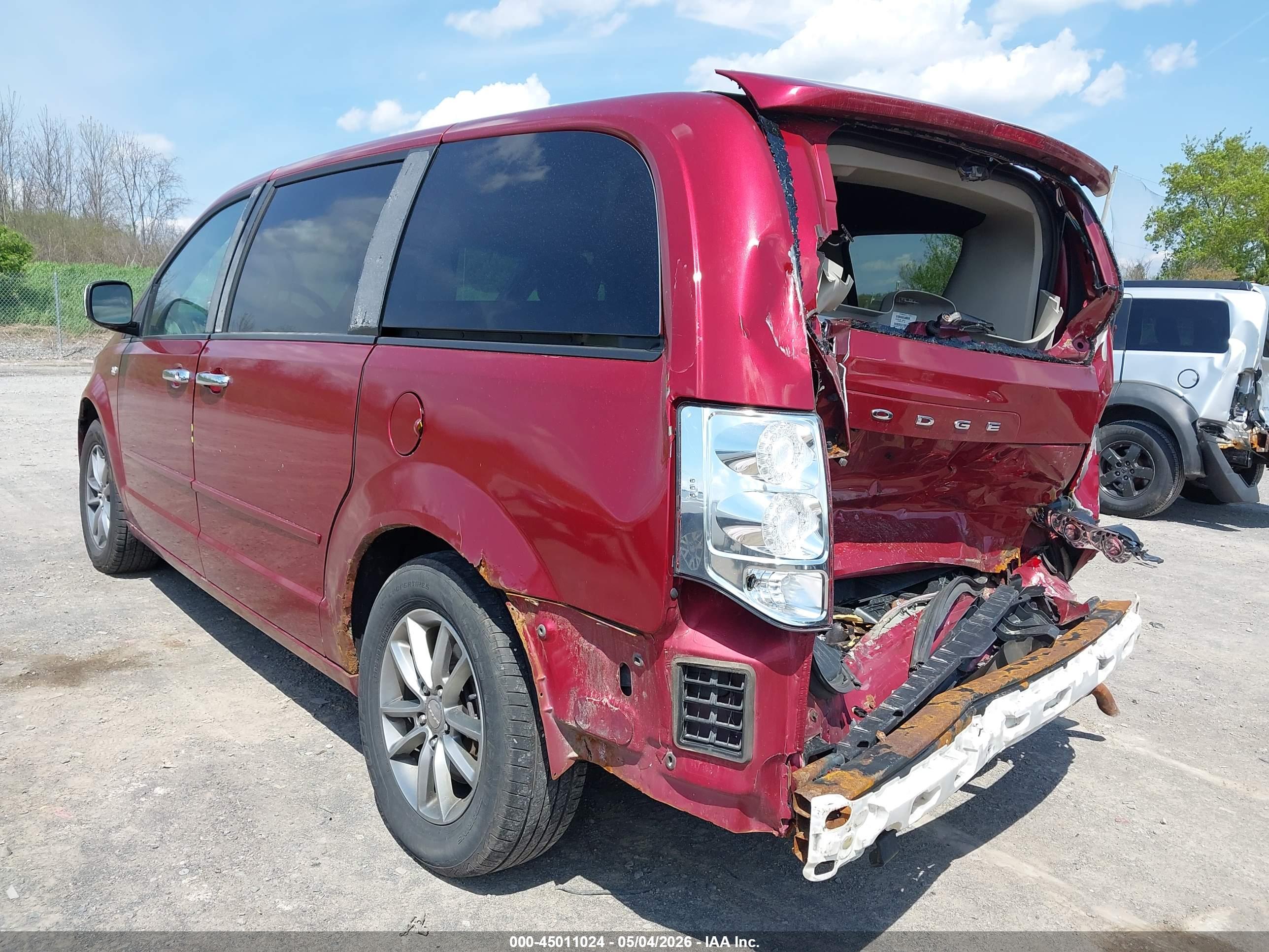DODGE GRAND image 3