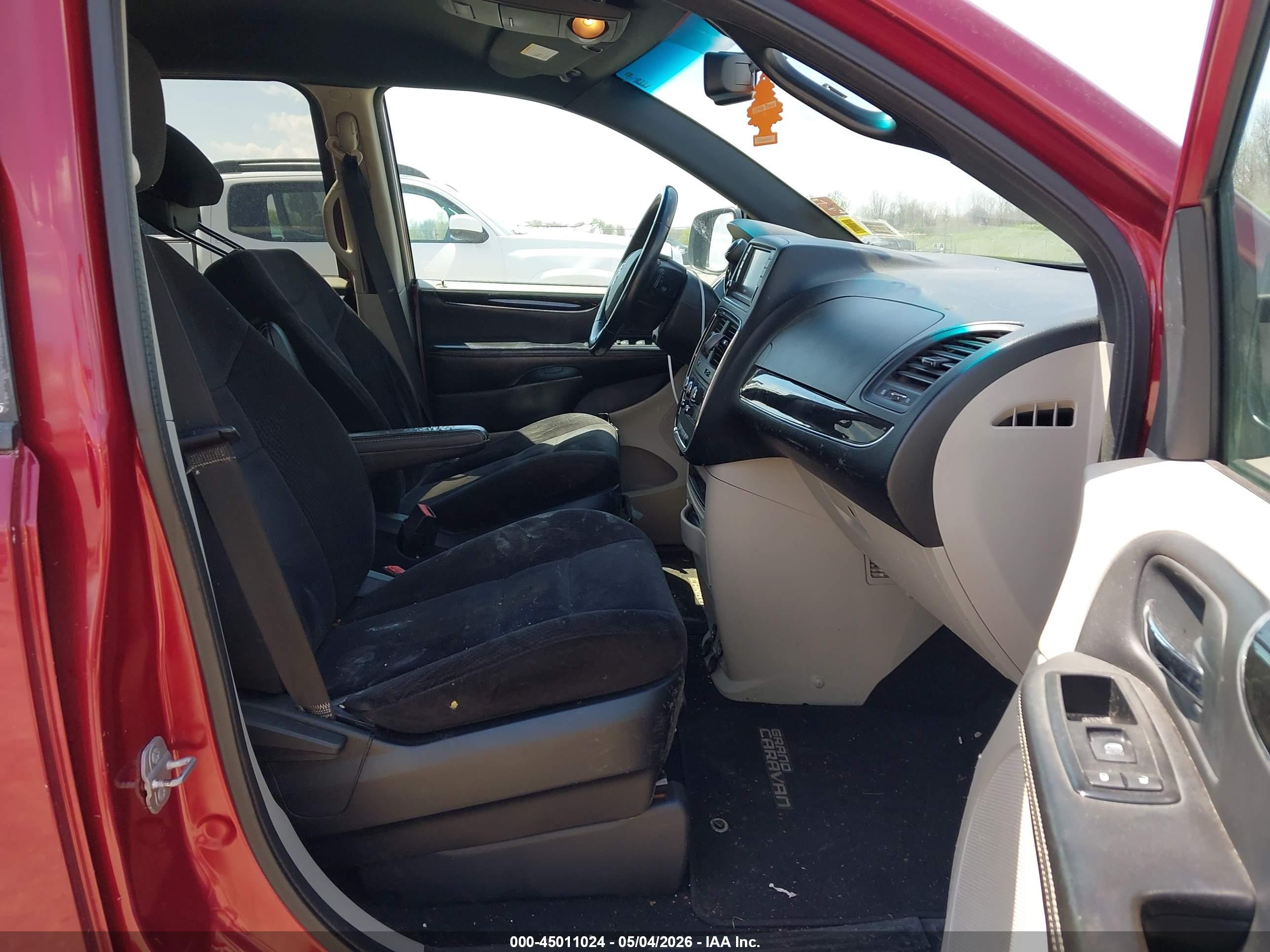 DODGE GRAND image 5