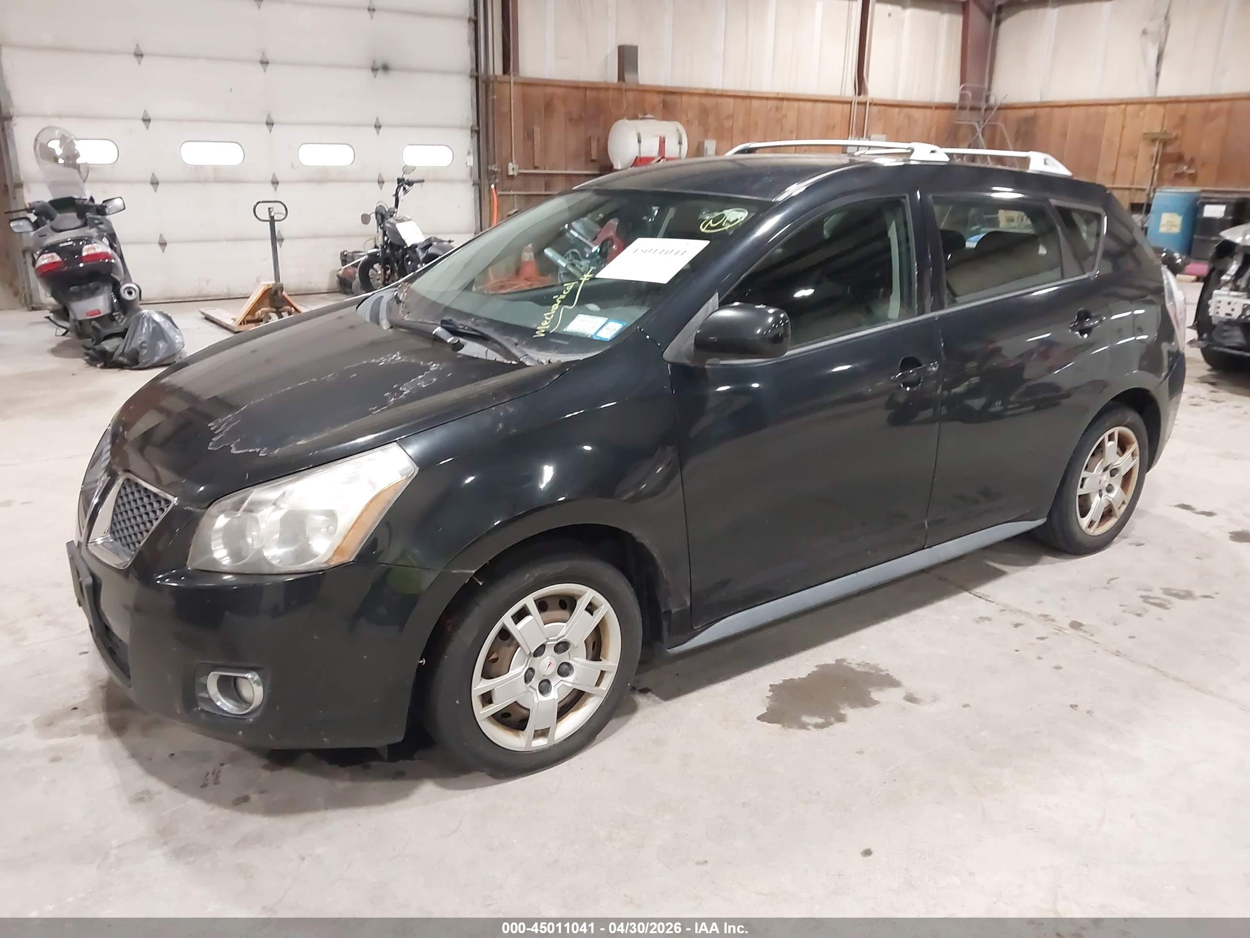 PONTIAC VIBE image 2