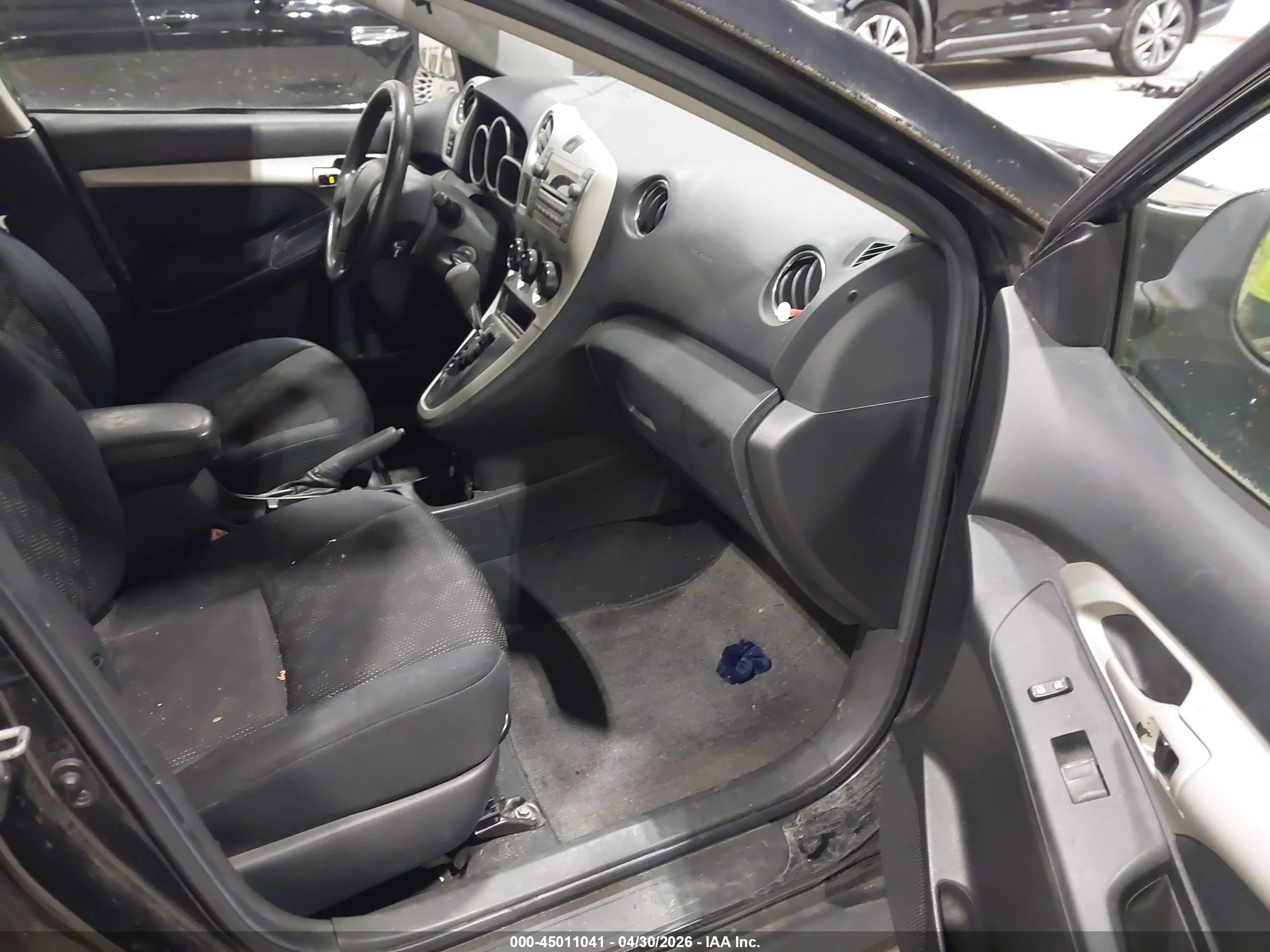 PONTIAC VIBE image 5
