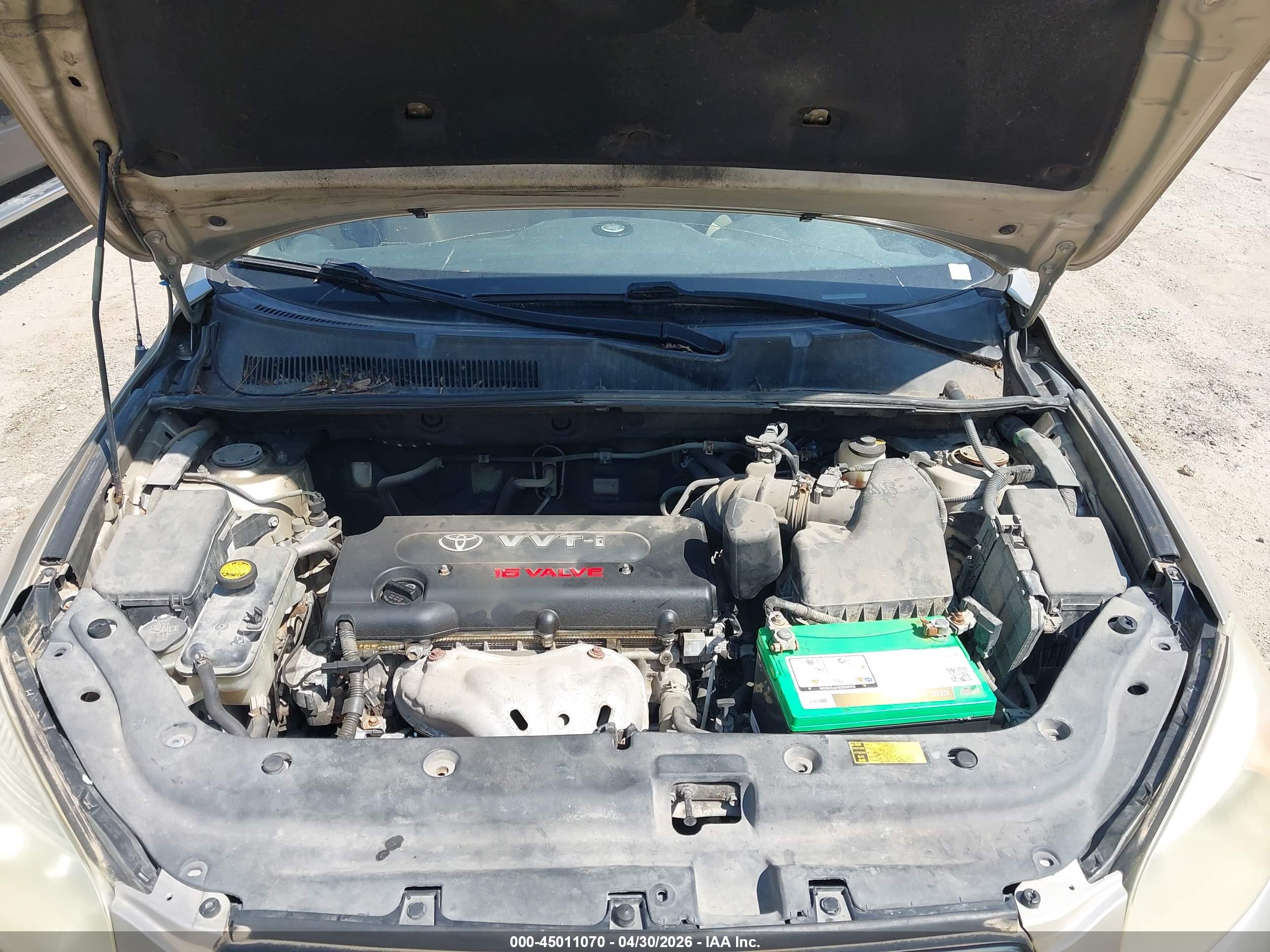 TOYOTA RAV4 image 10