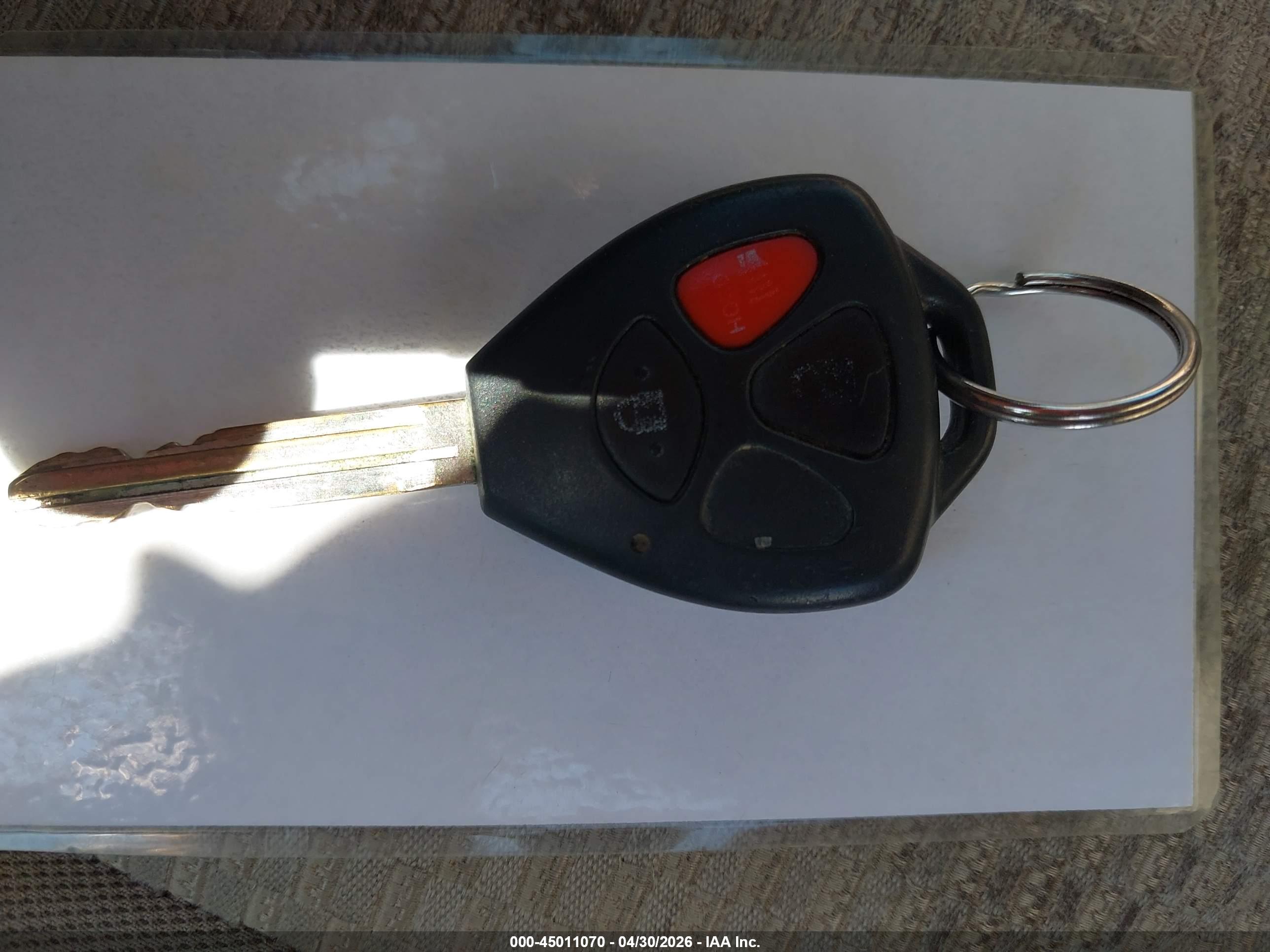 TOYOTA RAV4 image 11