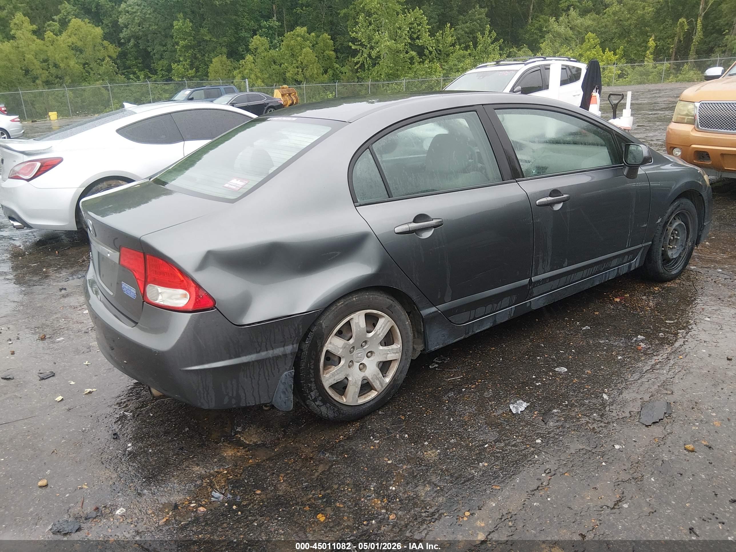 HONDA CIVIC image 4
