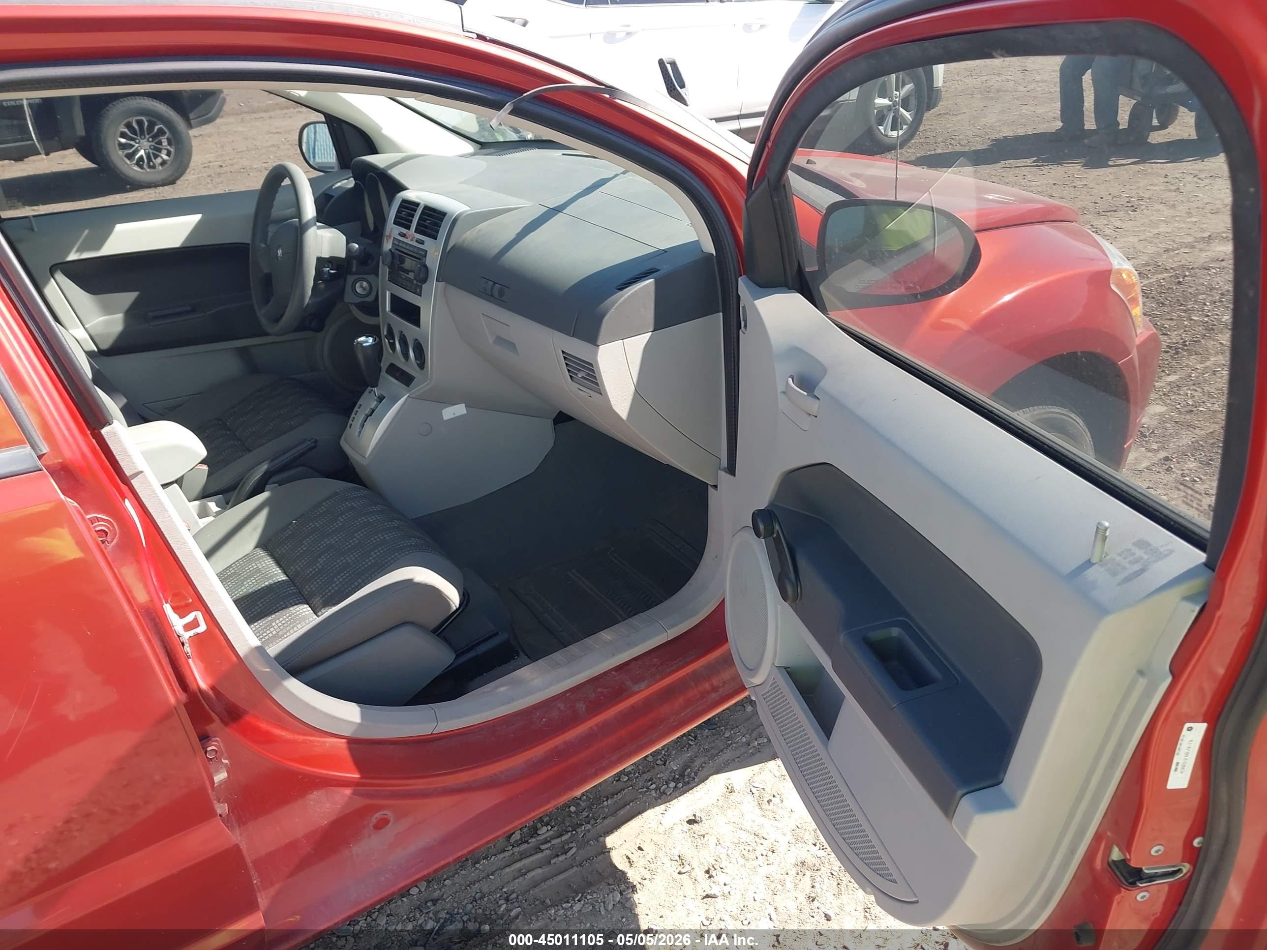 DODGE CALIBER image 5