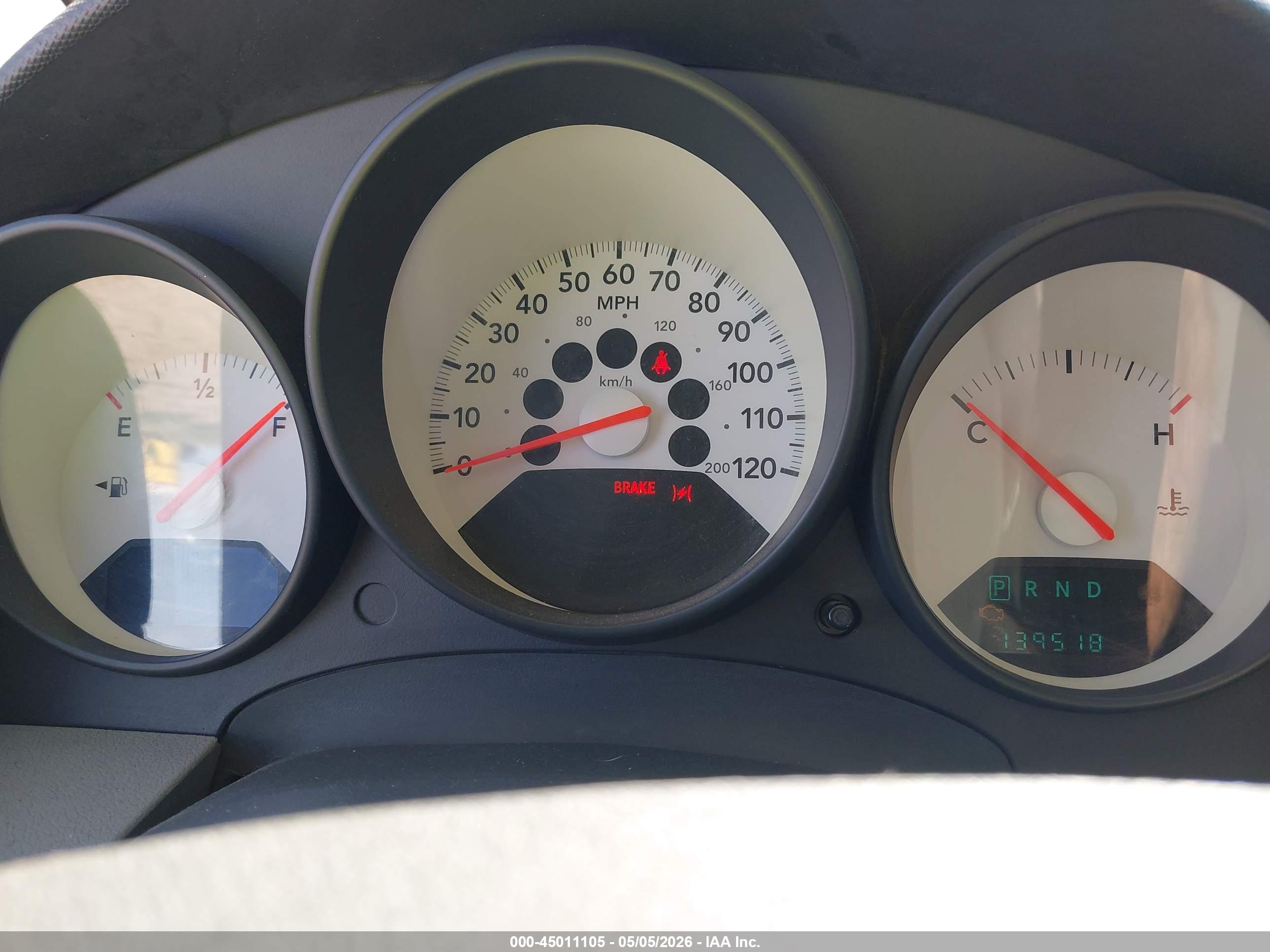 DODGE CALIBER image 7