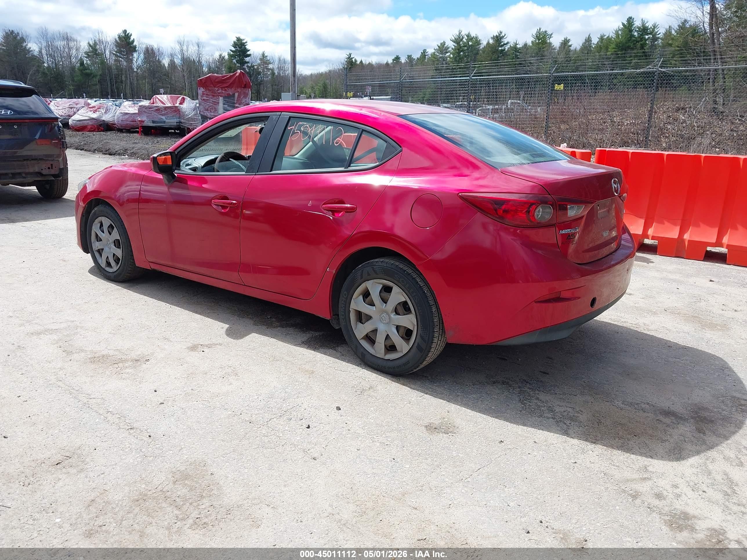 MAZDA MAZDA3 image 3
