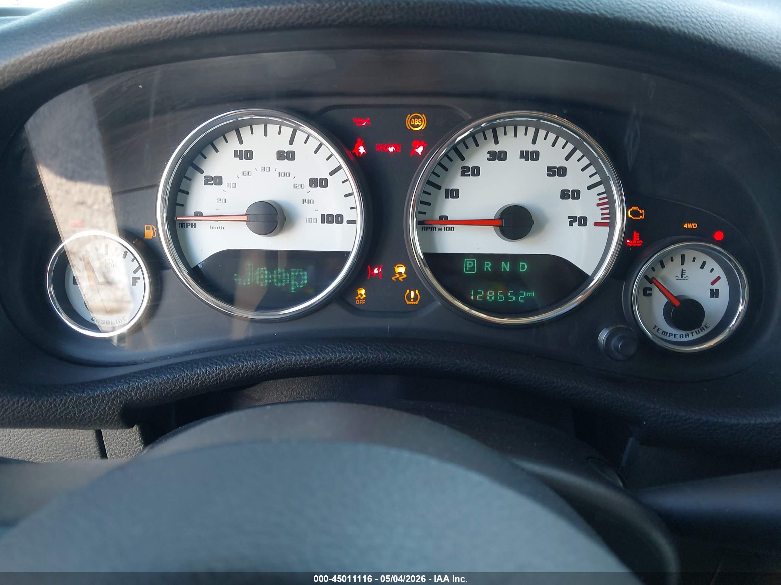 JEEP WRANGLER image 7