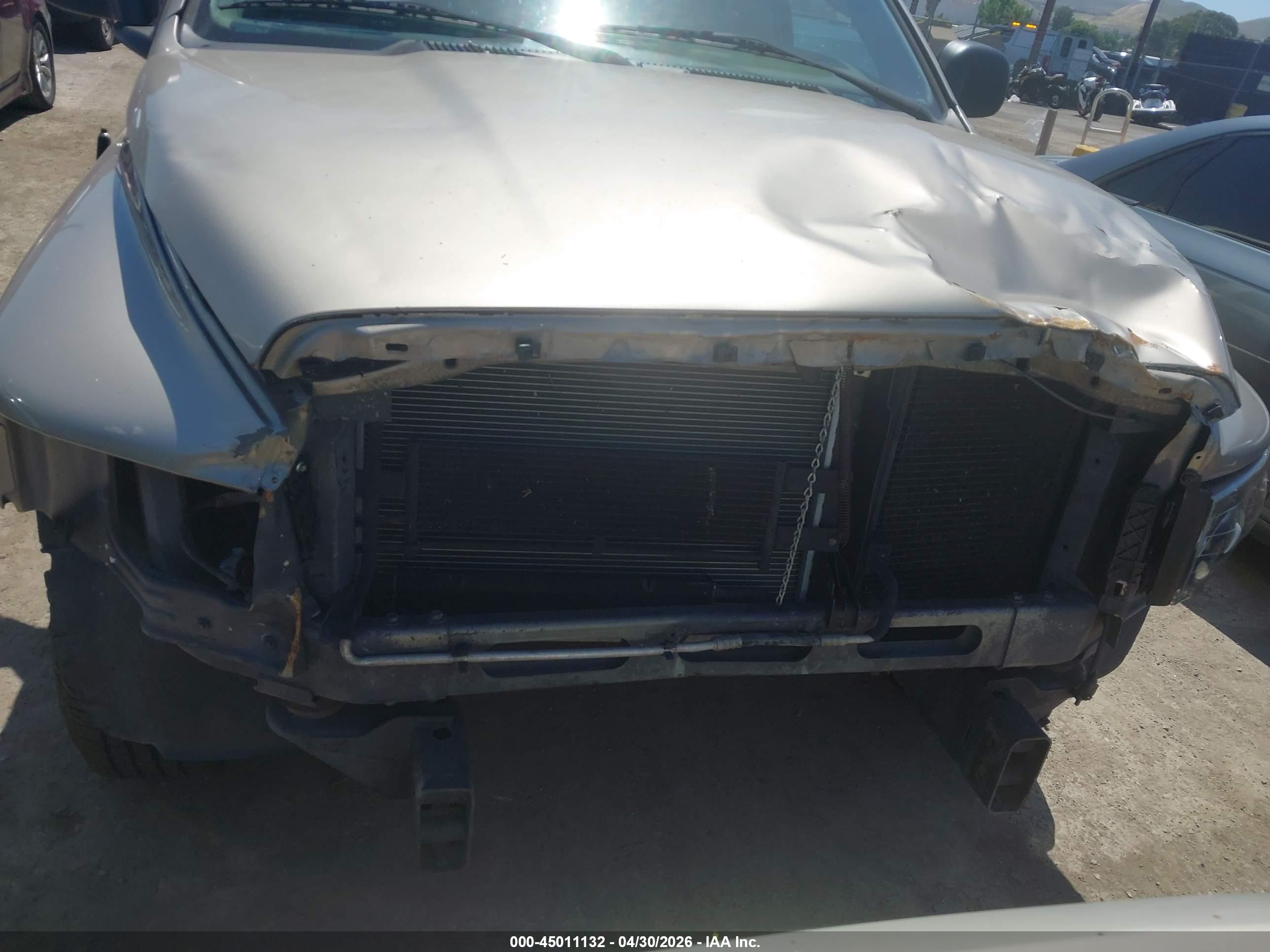 DODGE RAM image 6
