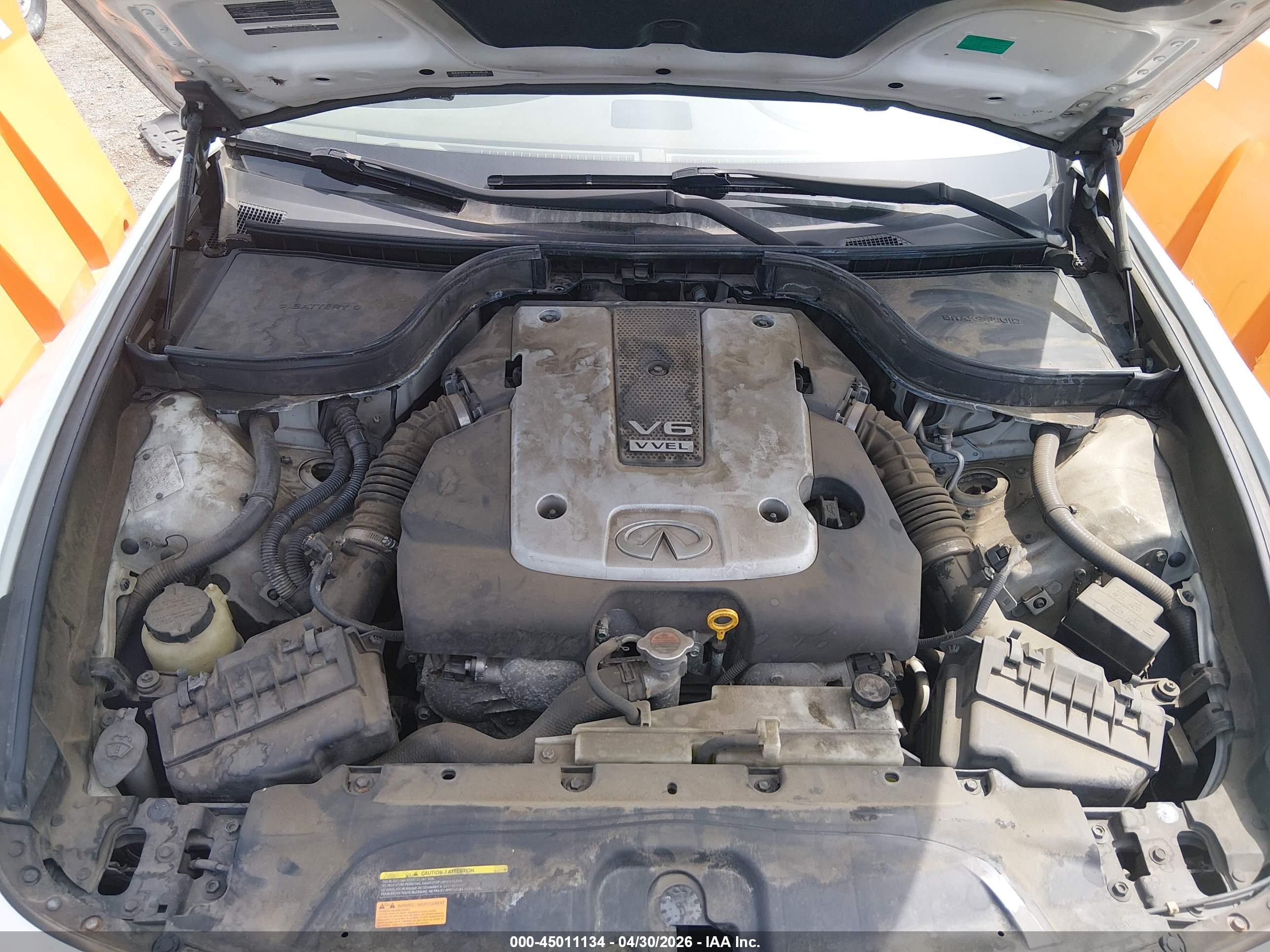 INFINITI G37 image 10