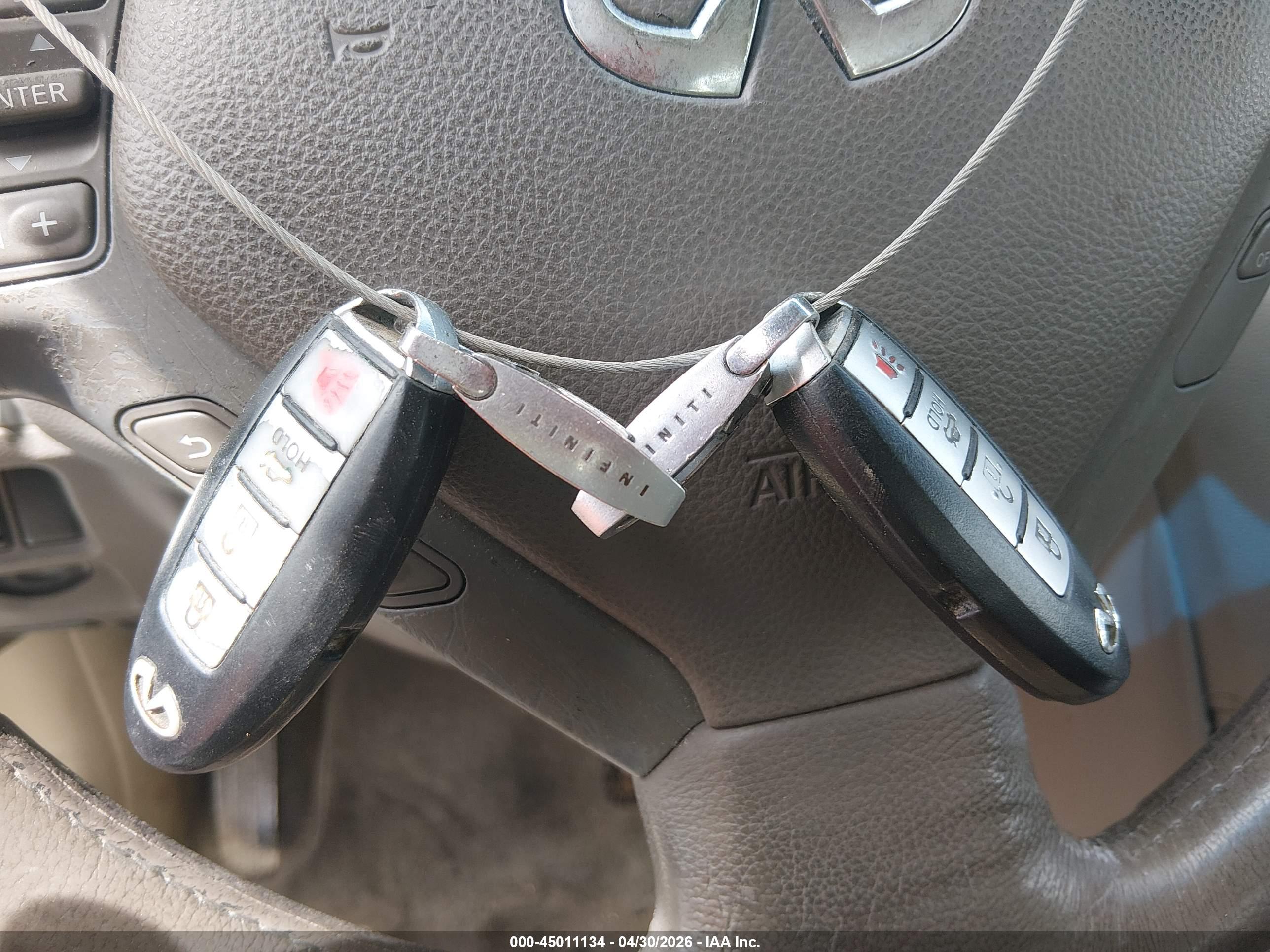 INFINITI G37 image 11
