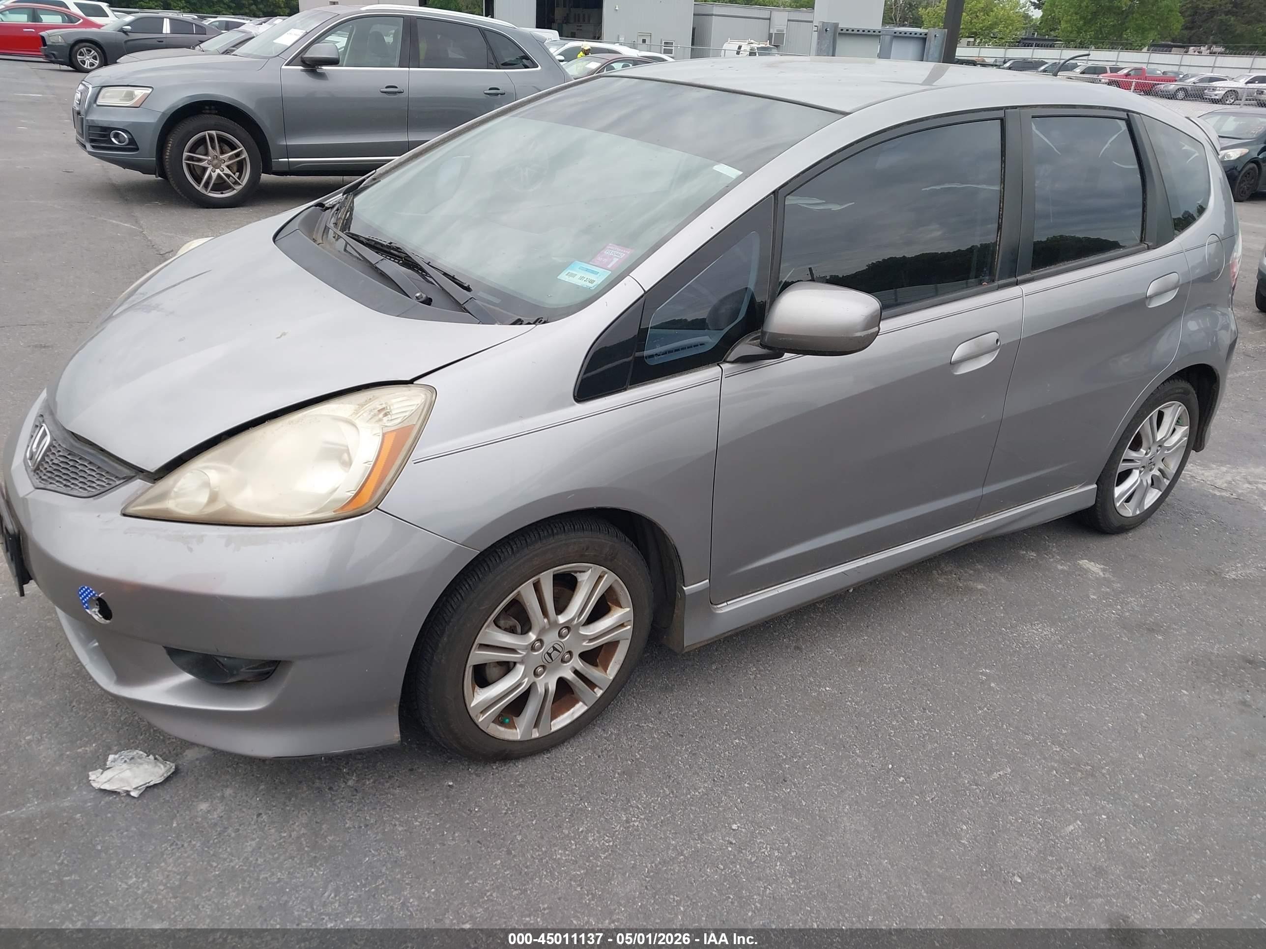 HONDA FIT image 2