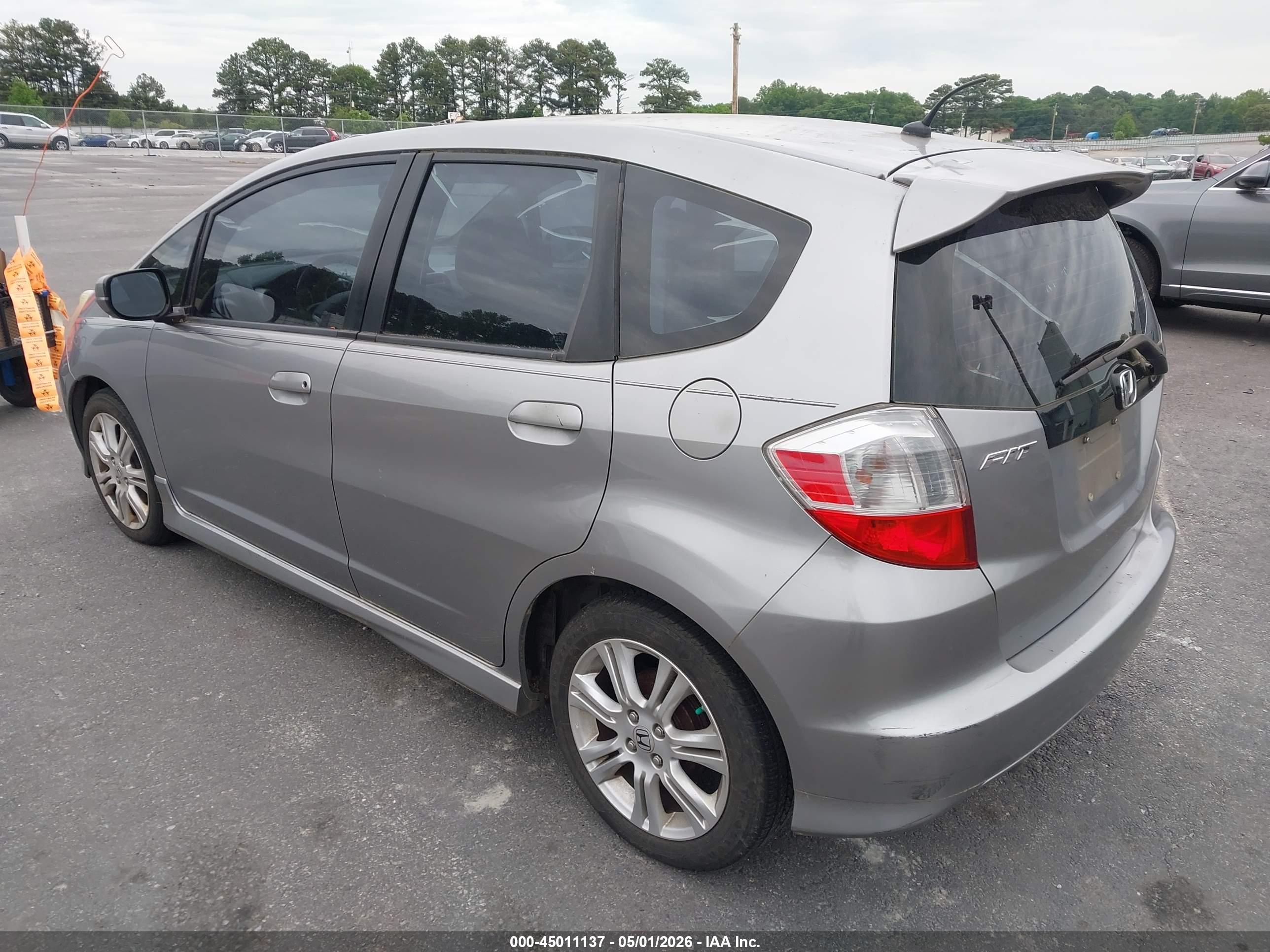 HONDA FIT image 3