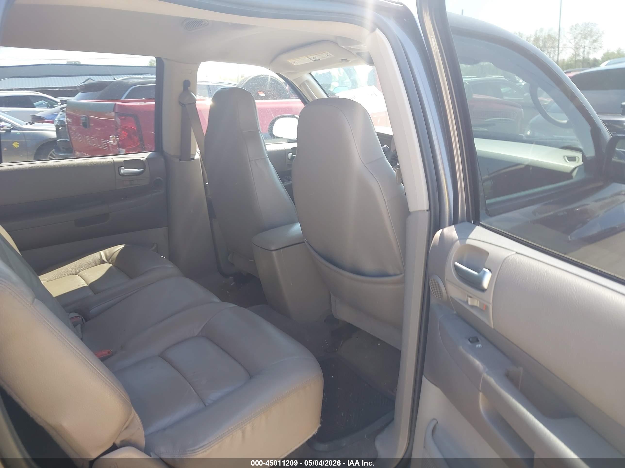 DODGE DURANGO image 8