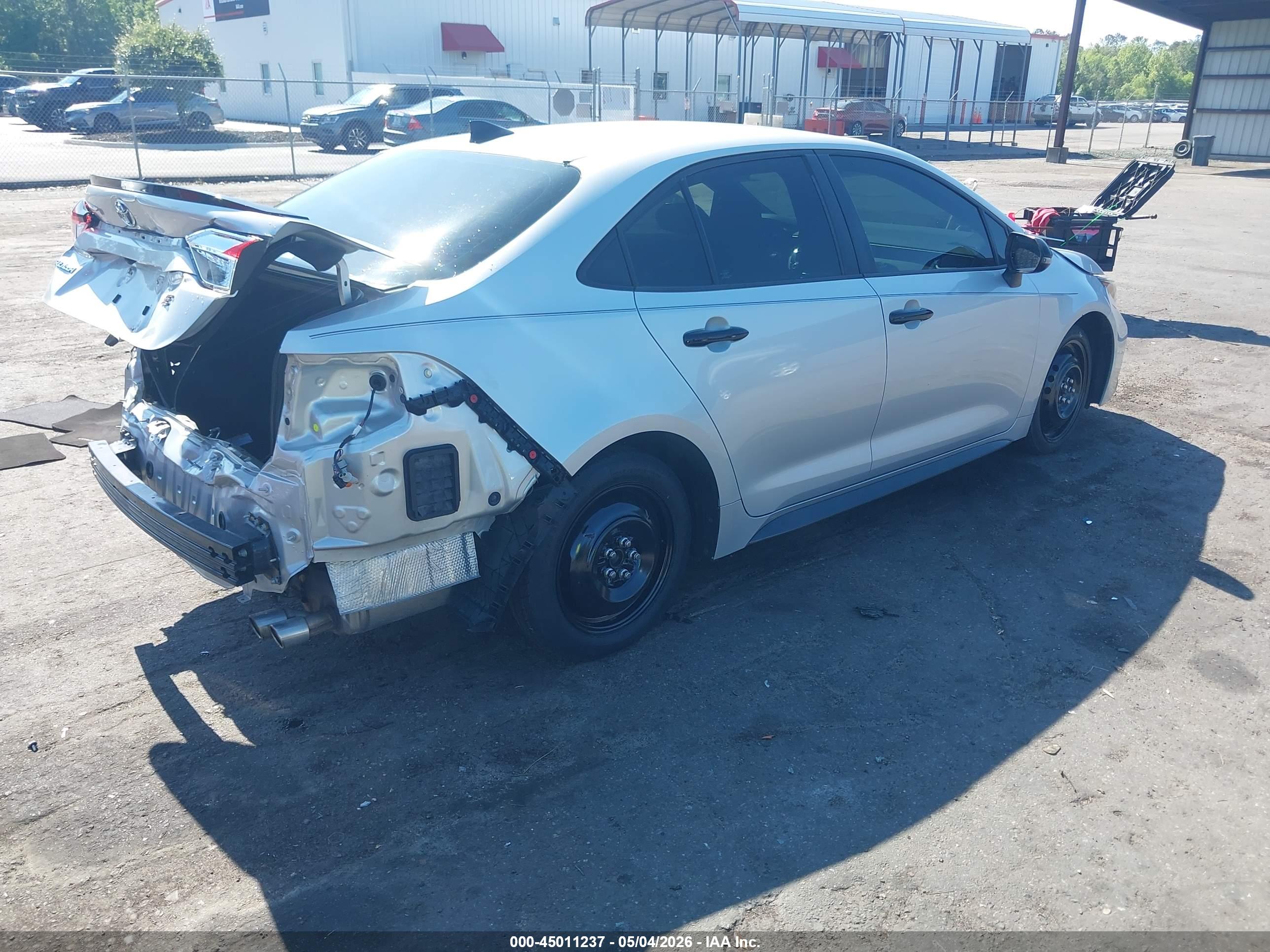 TOYOTA COROLLA image 4