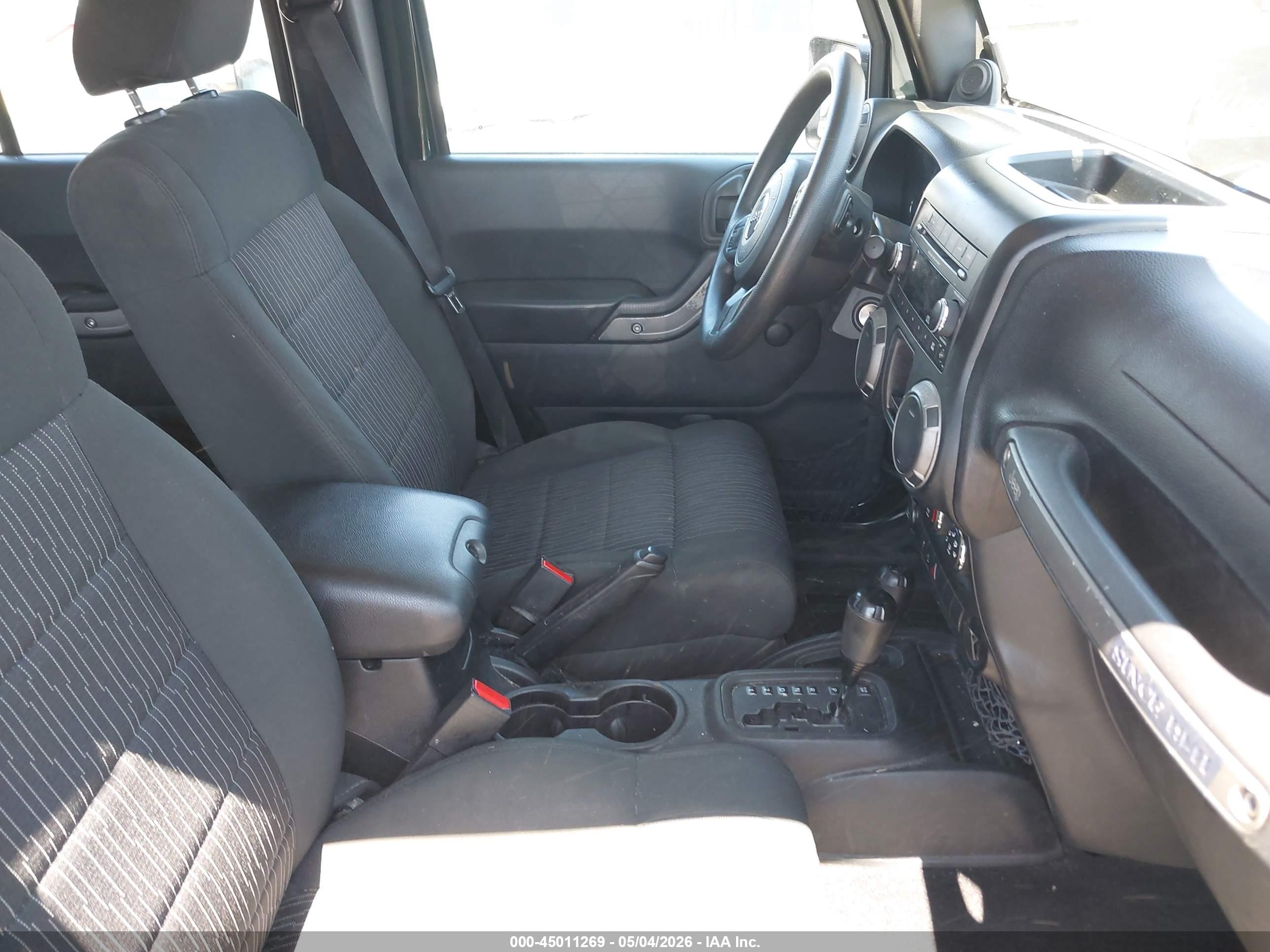 JEEP WRANGLER image 5