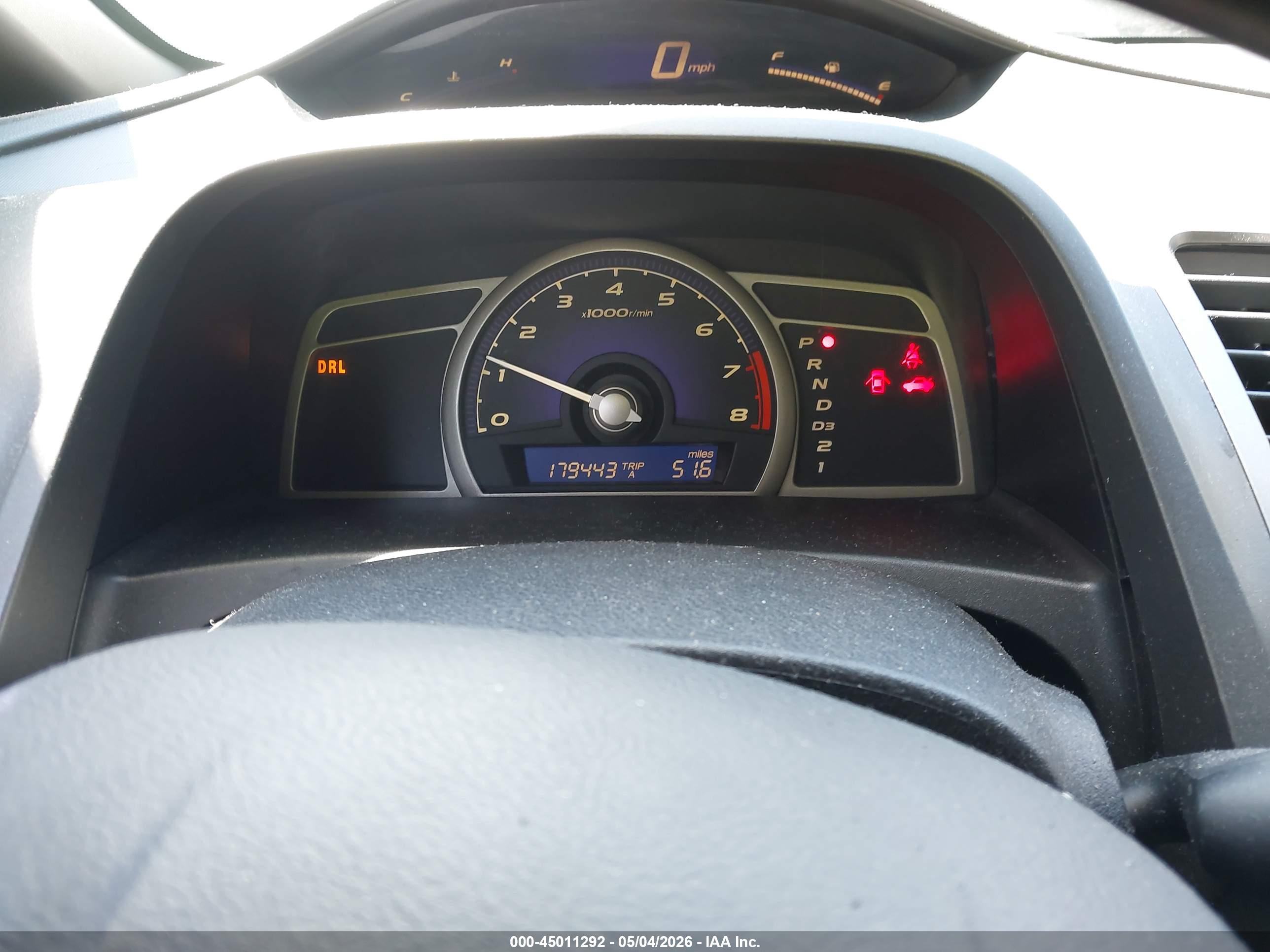 HONDA CIVIC image 7