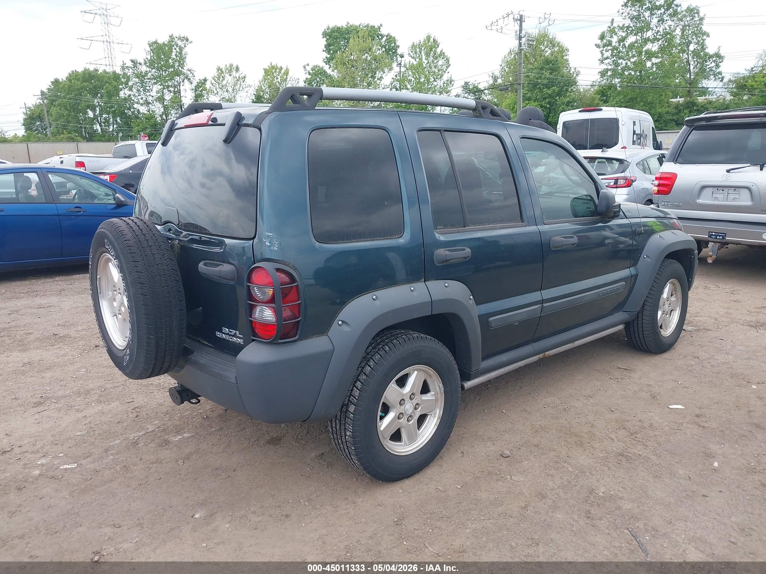 JEEP LIBERTY image 4