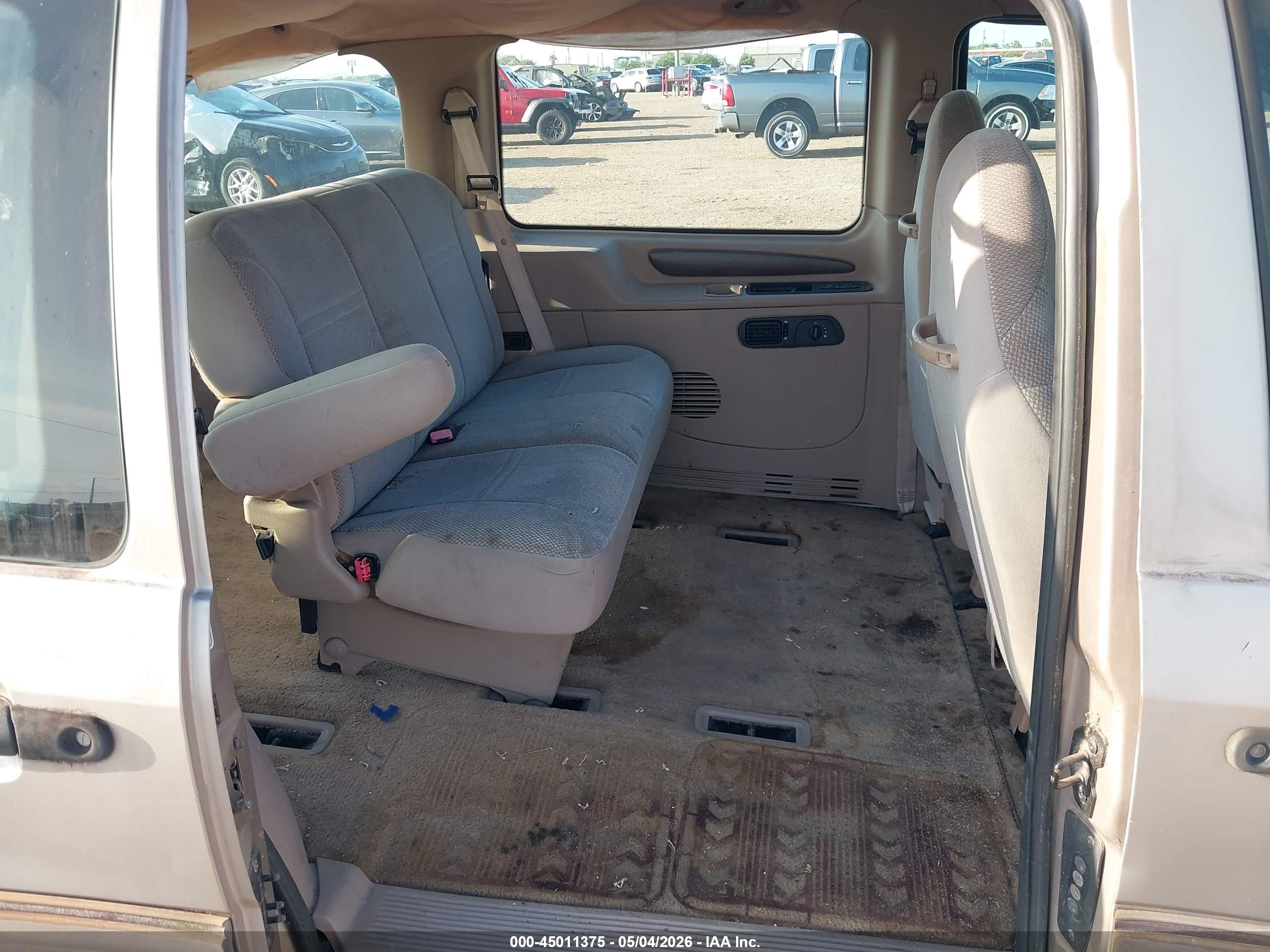 FORD WINDSTAR image 8