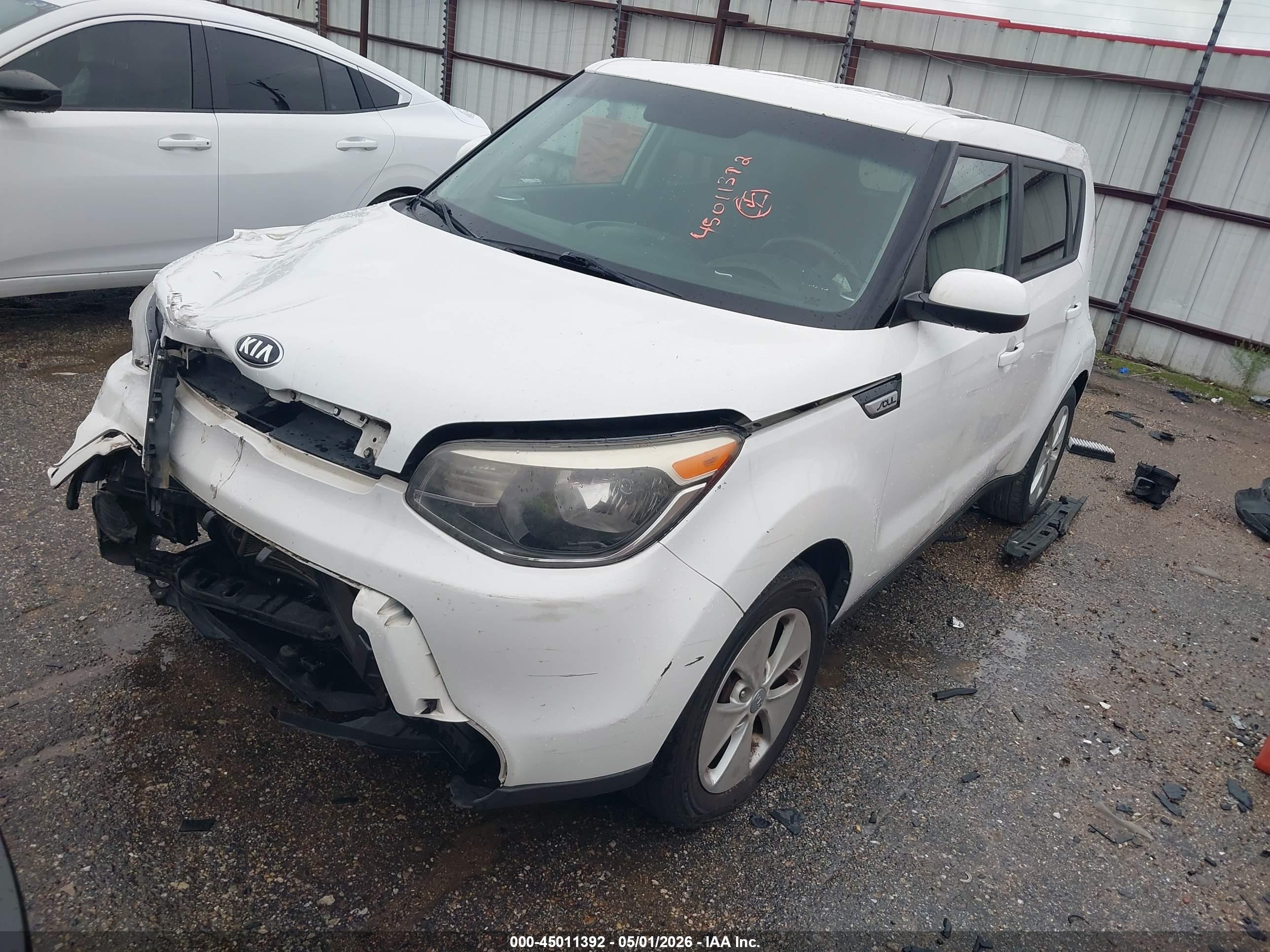 KIA SOUL image 2