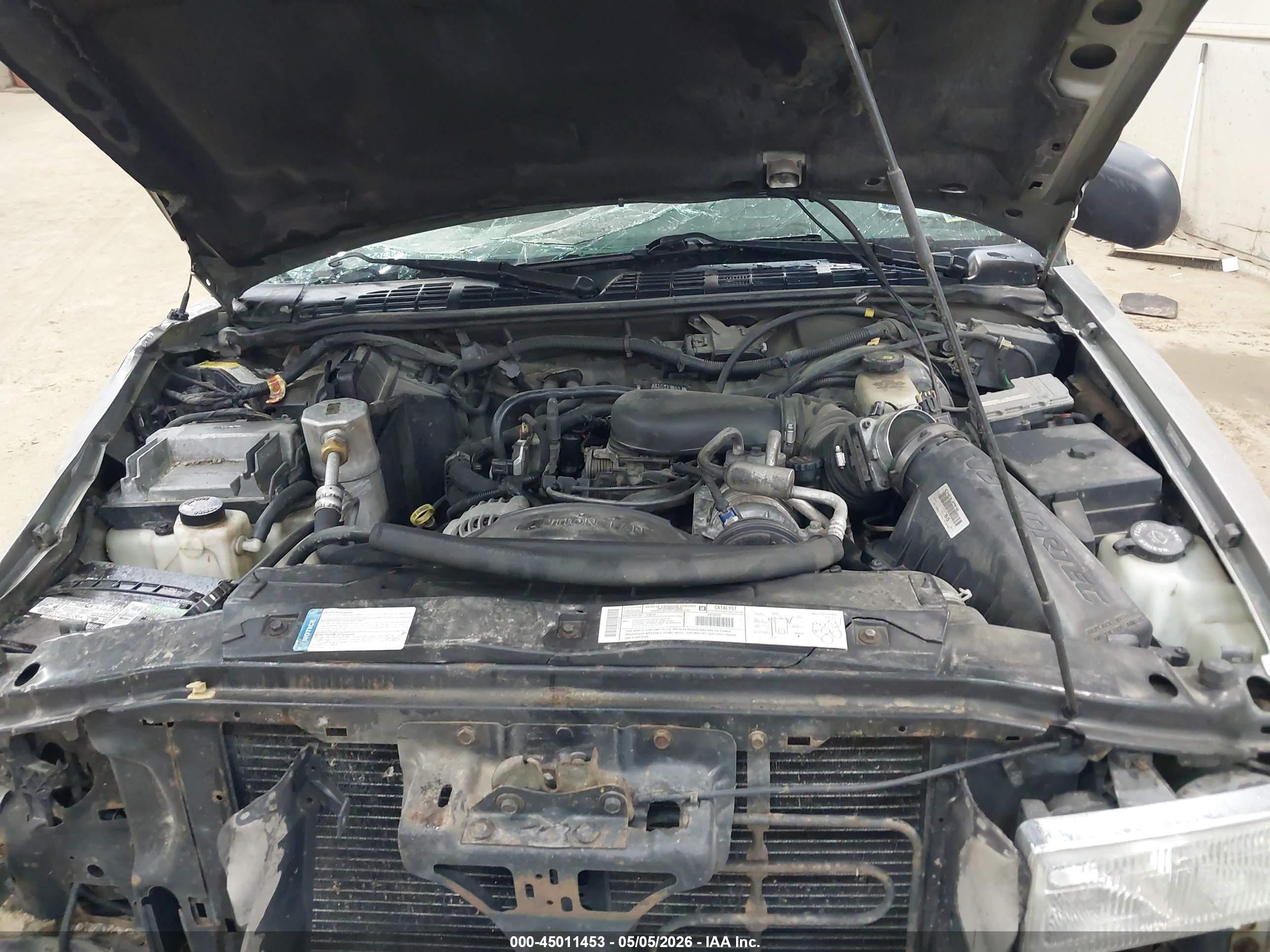 CHEVROLET BLAZER image 10