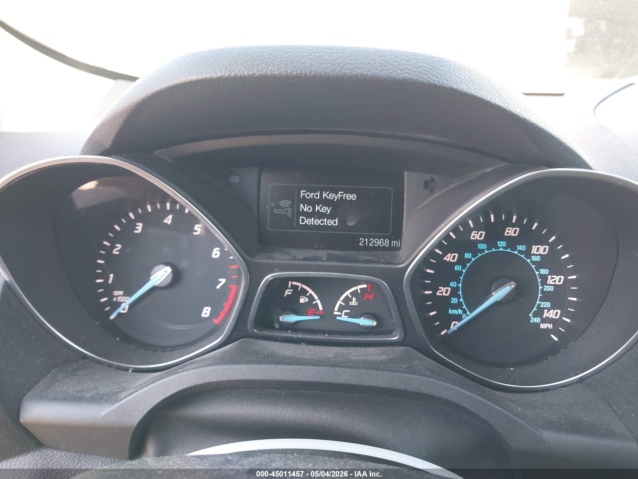 FORD ESCAPE image 7