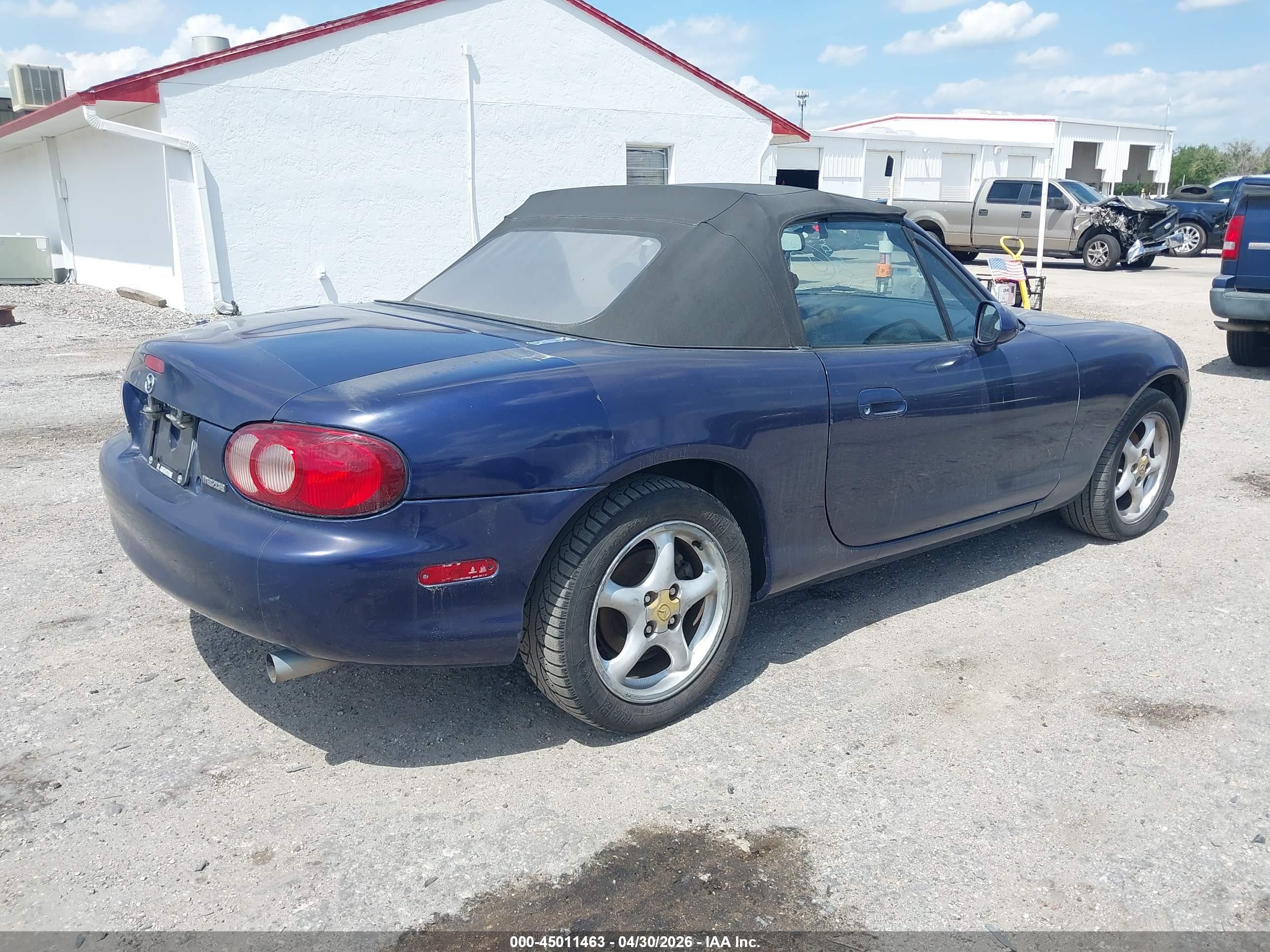 MAZDA MX-5 image 4