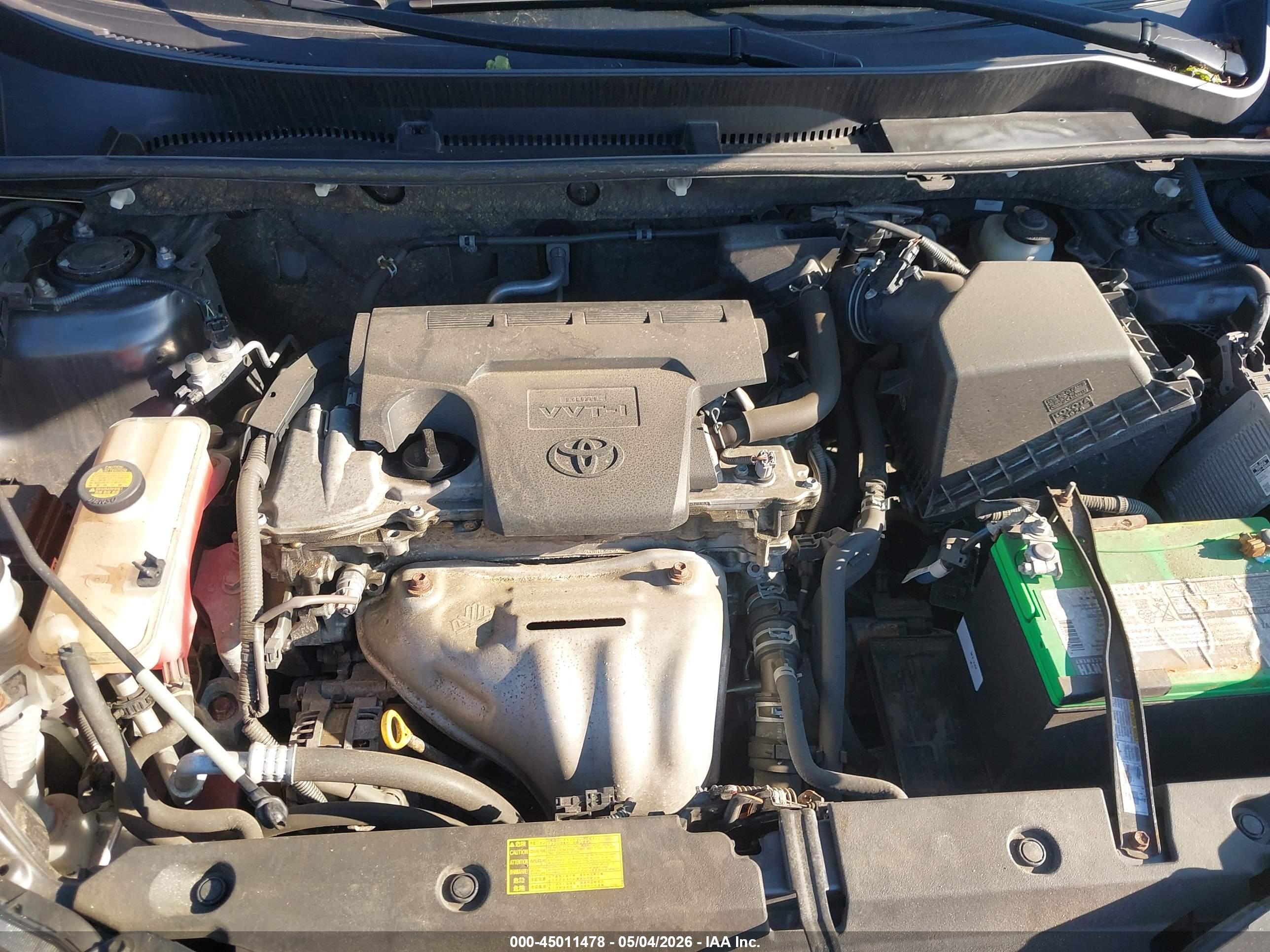 TOYOTA RAV4 image 10