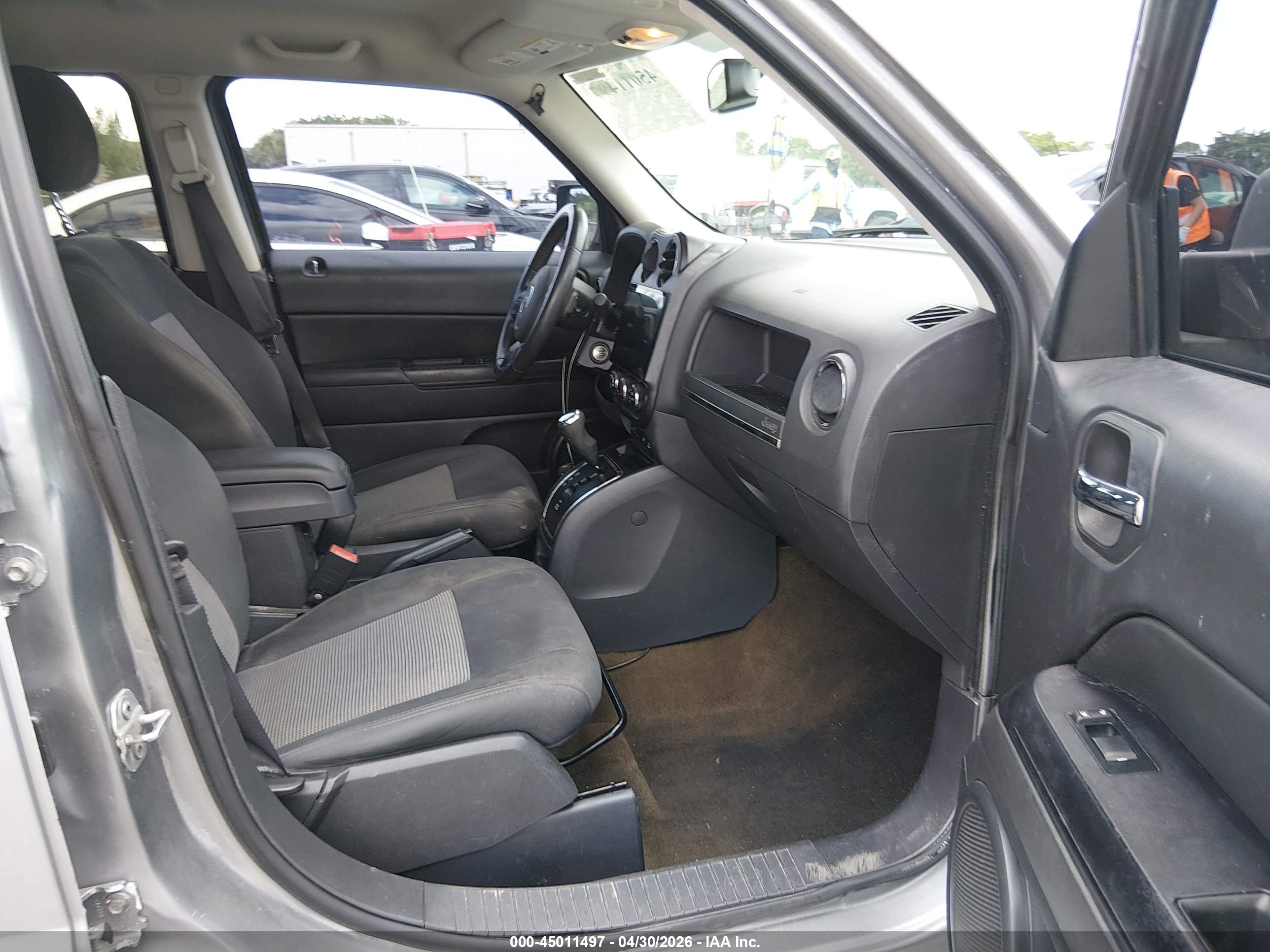 JEEP PATRIOT image 5