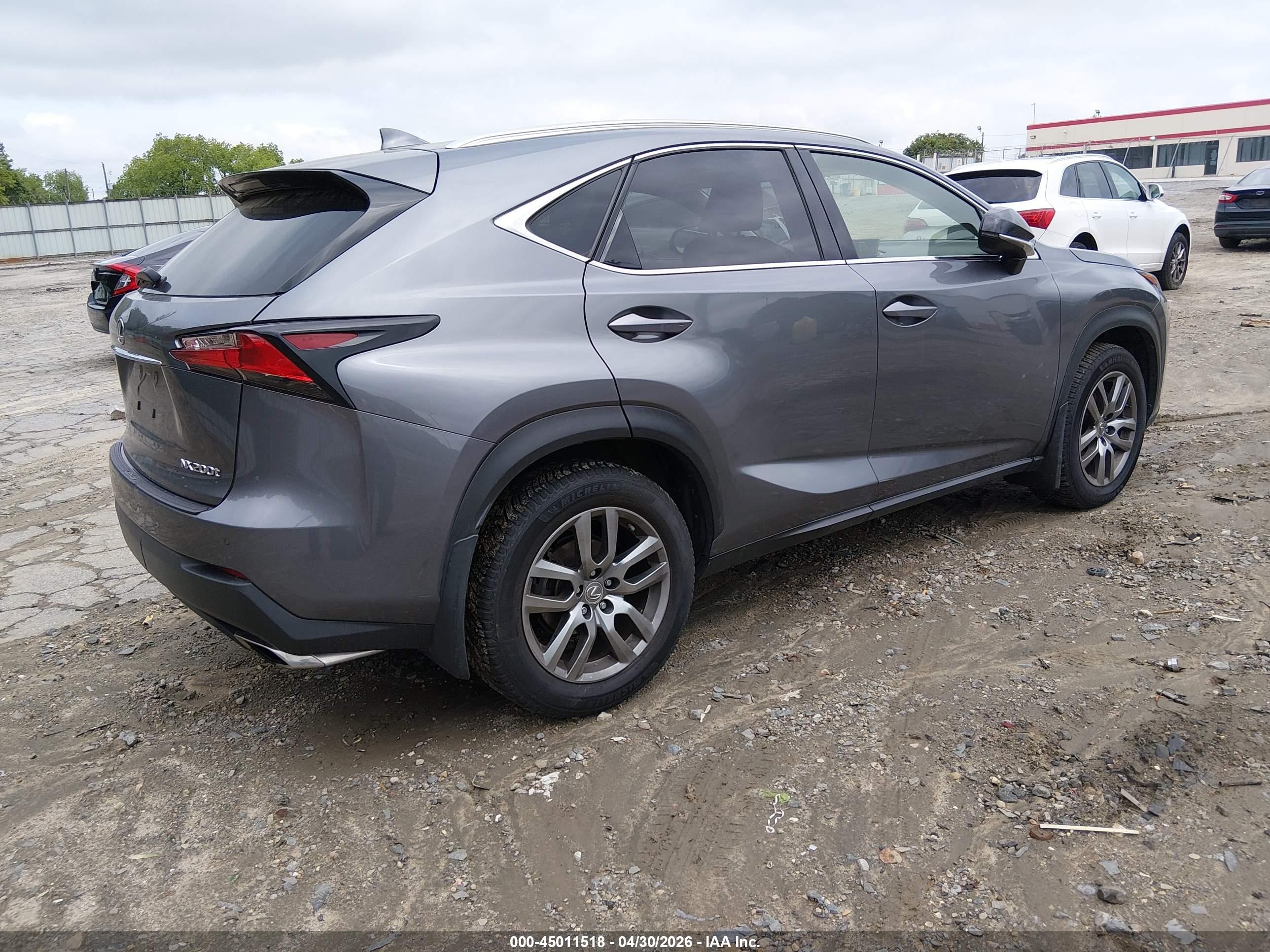 LEXUS NX image 4