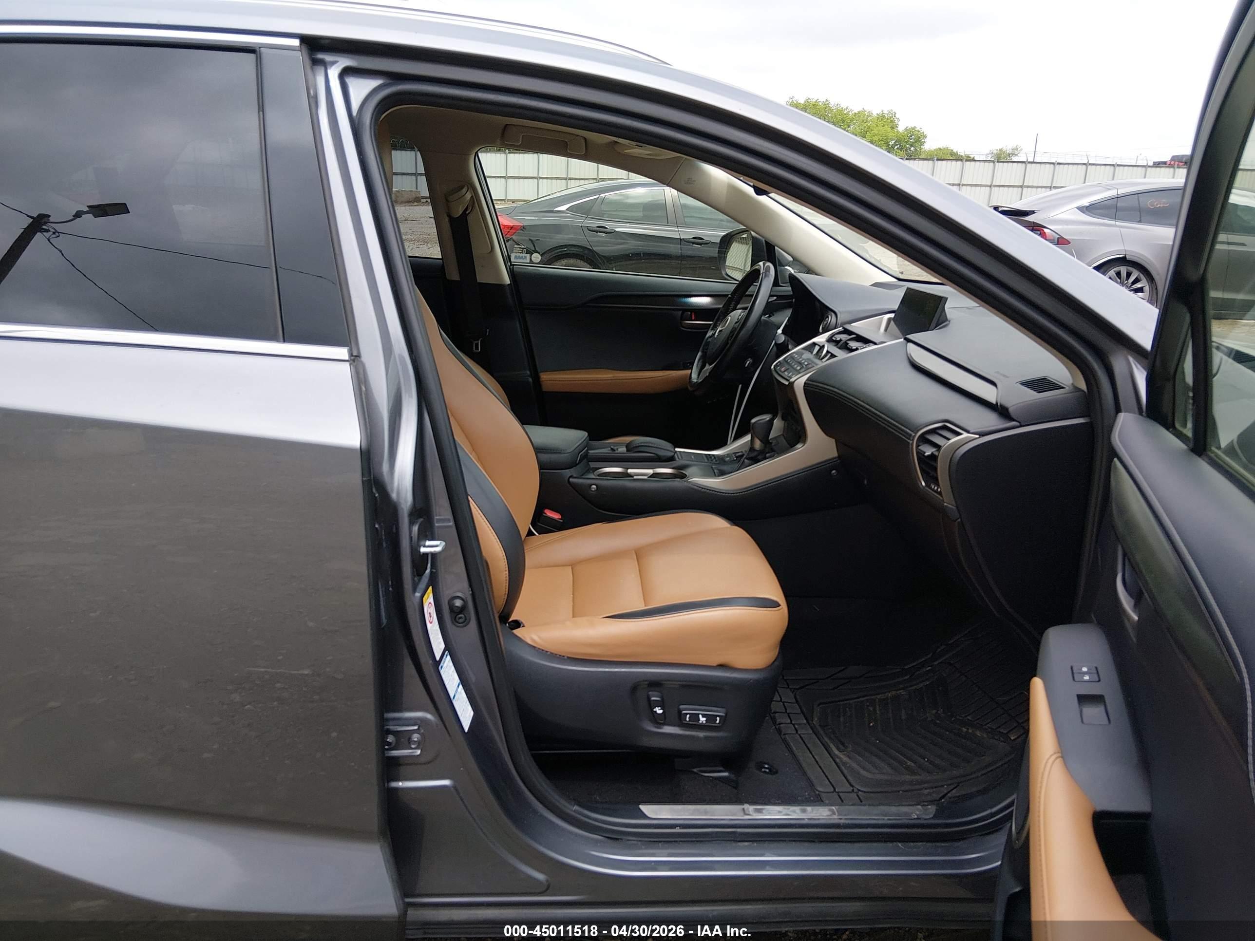 LEXUS NX image 5