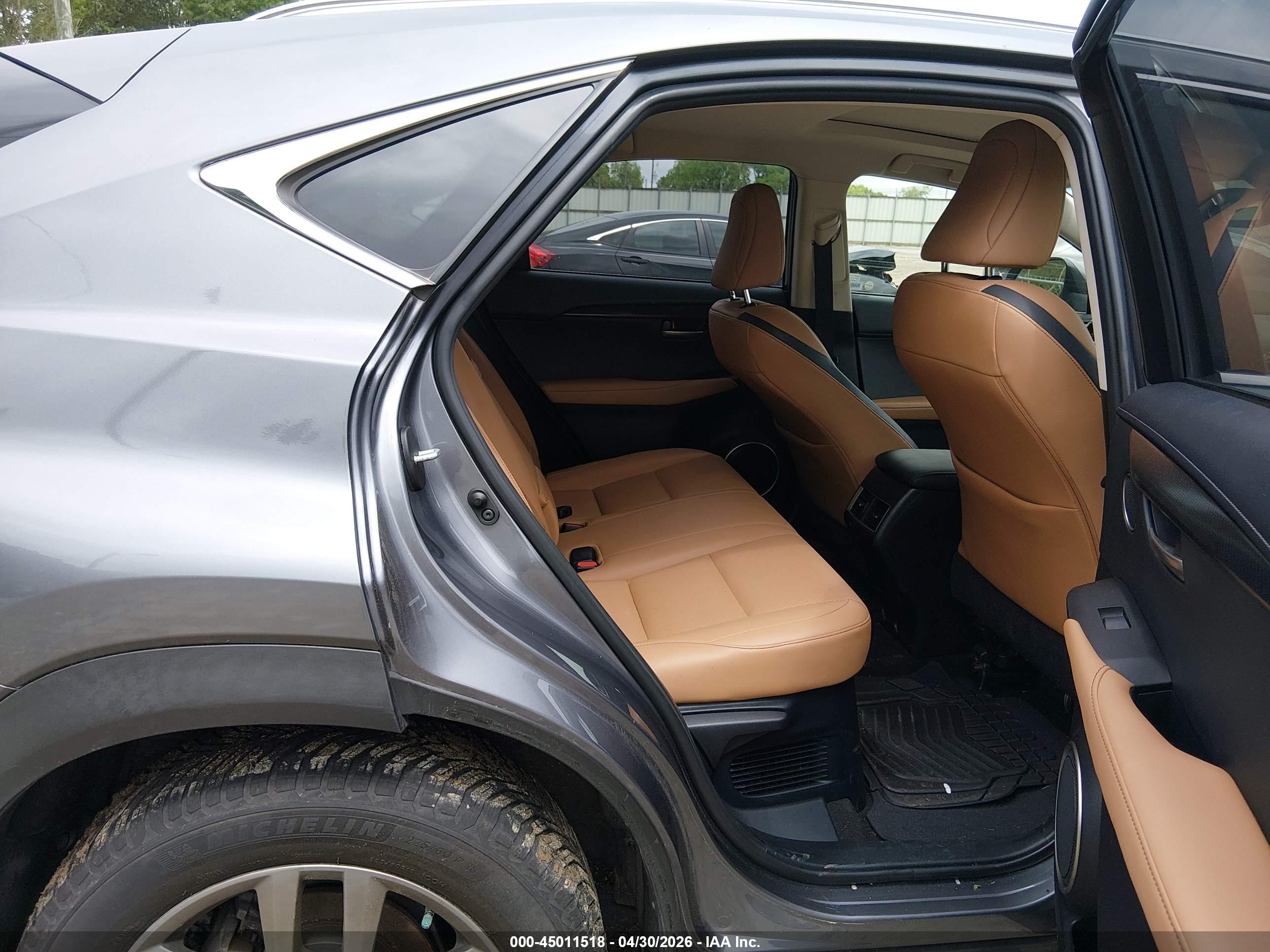 LEXUS NX image 8