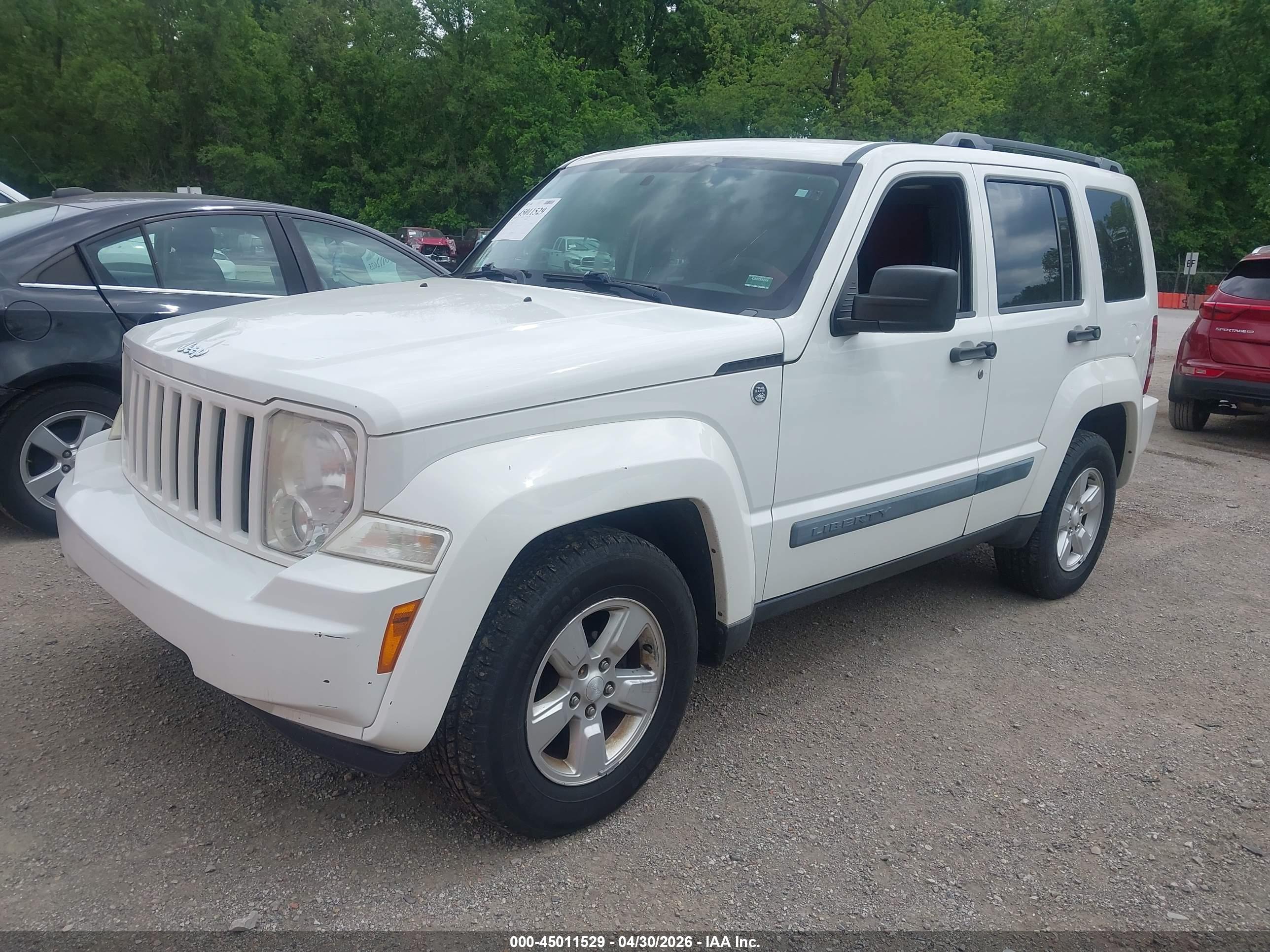 JEEP LIBERTY image 2