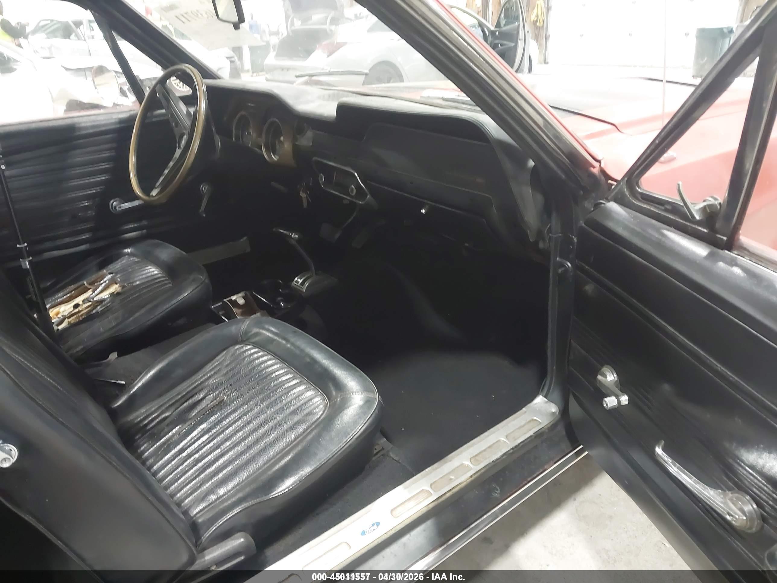 FORD MUSTANG image 5