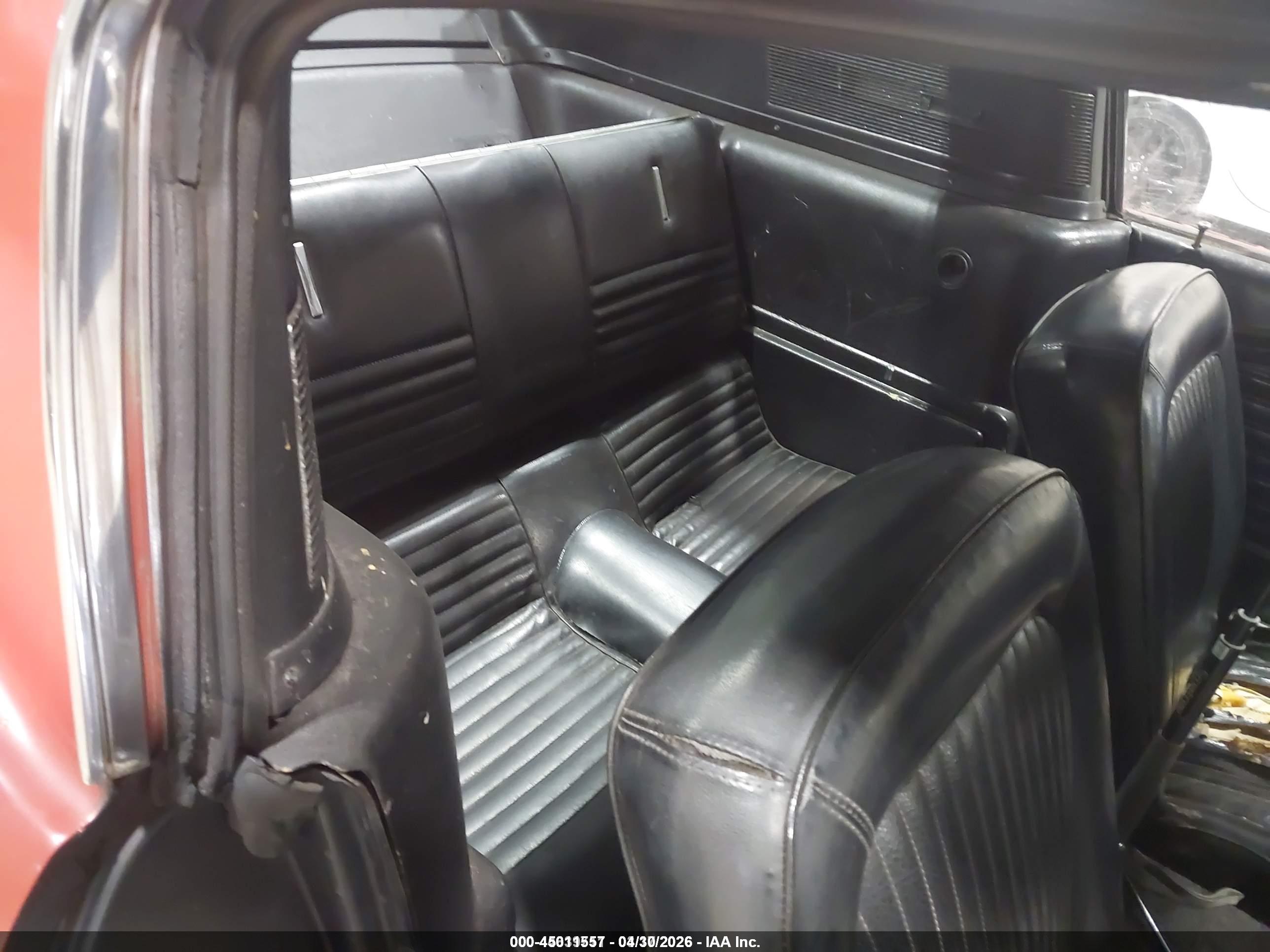 FORD MUSTANG image 8