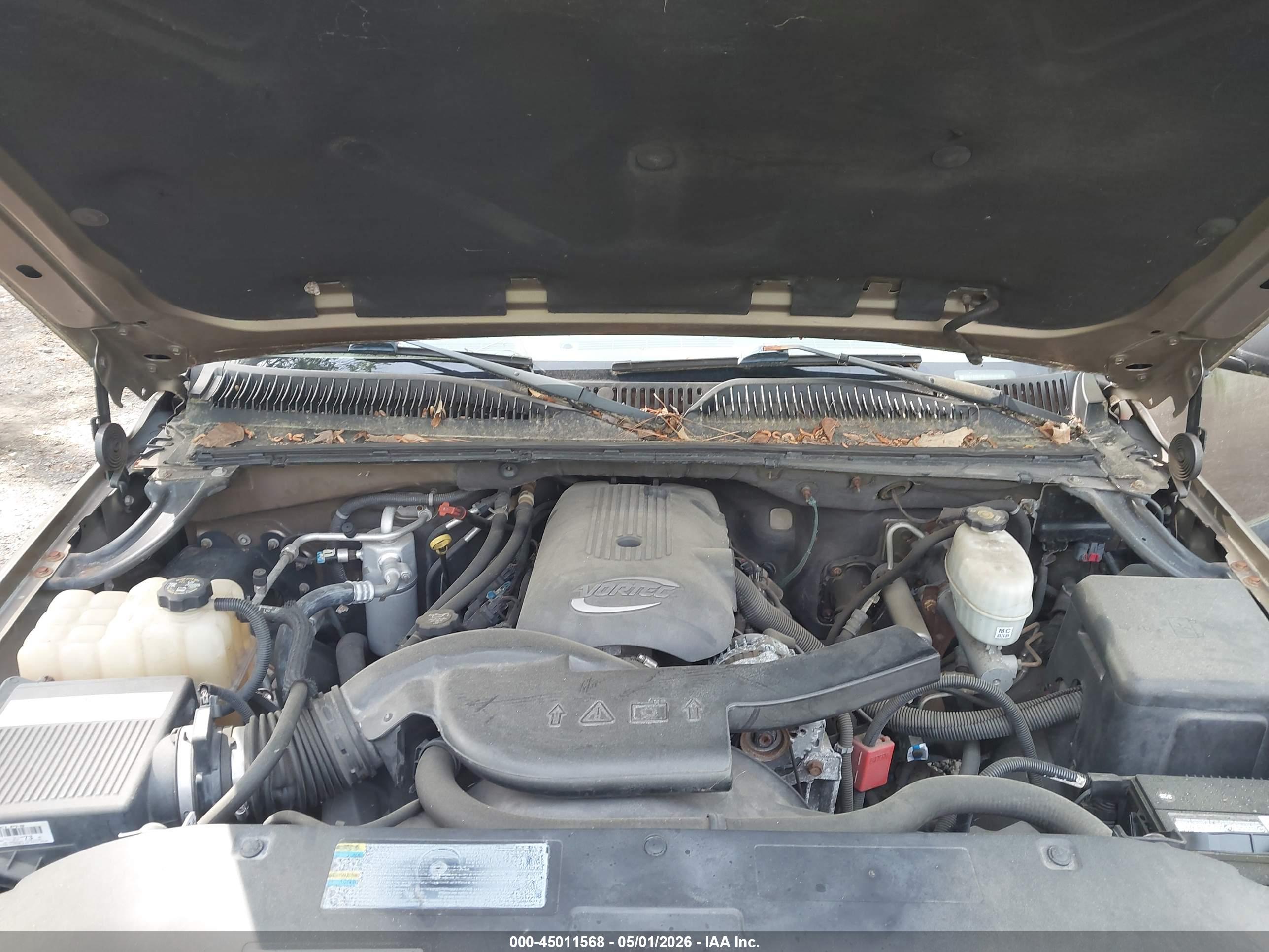 CHEVROLET SUBURBAN image 10