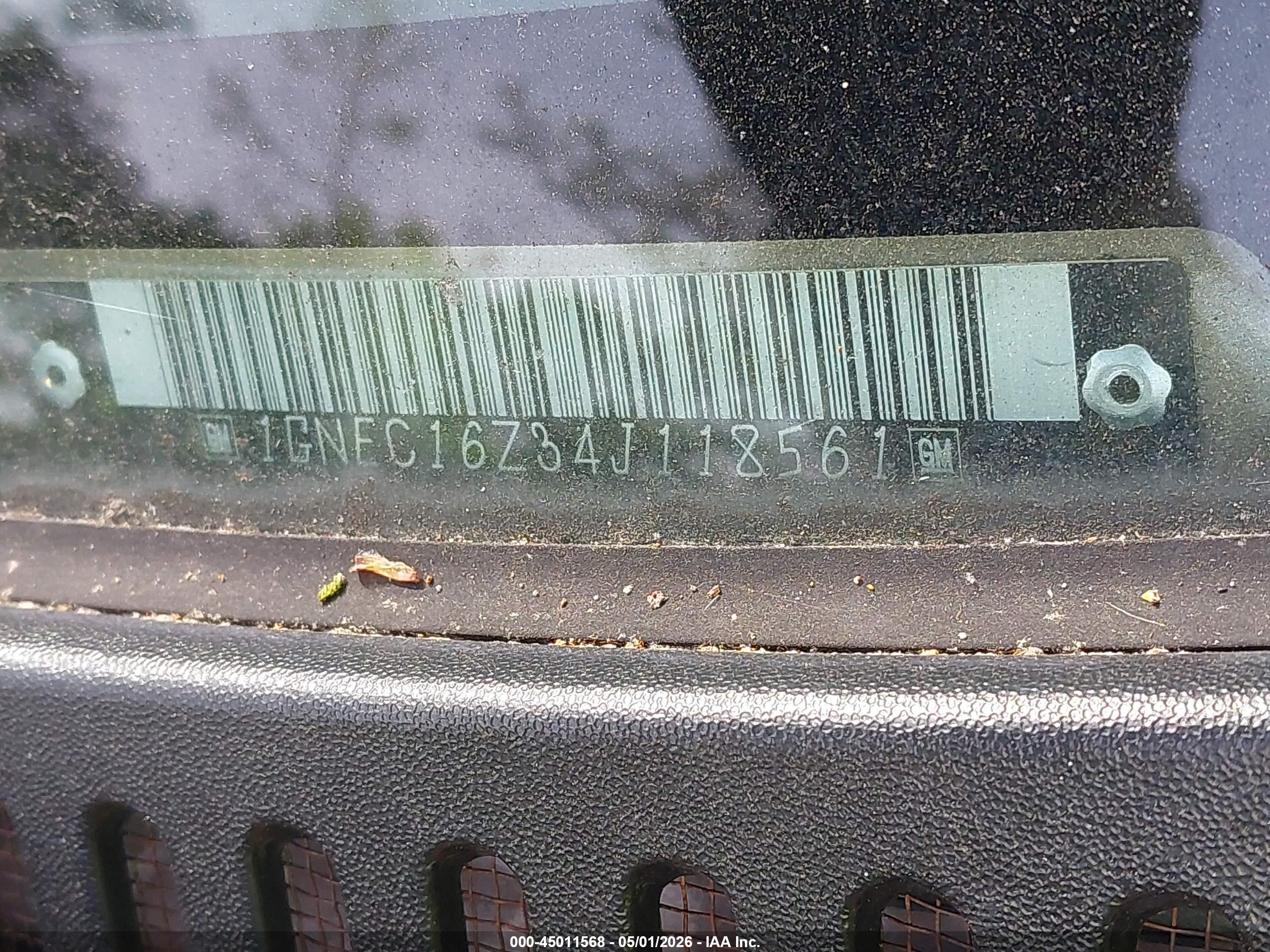 CHEVROLET SUBURBAN image 9