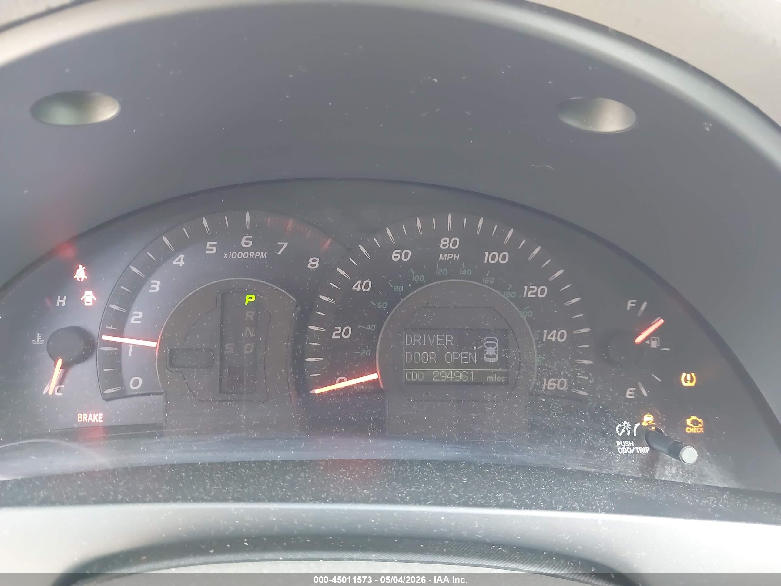 TOYOTA CAMRY image 7