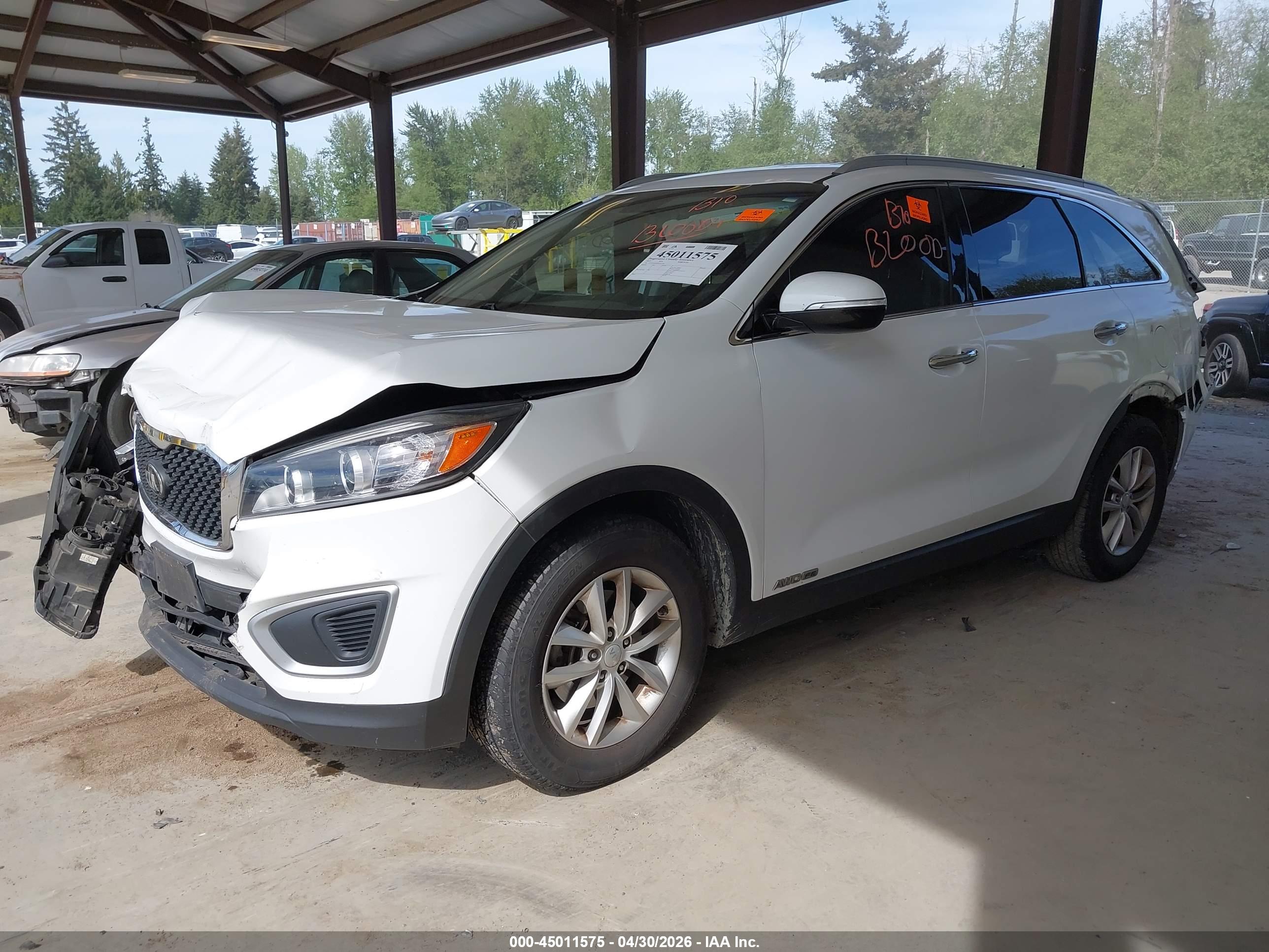 KIA SORENTO image 2