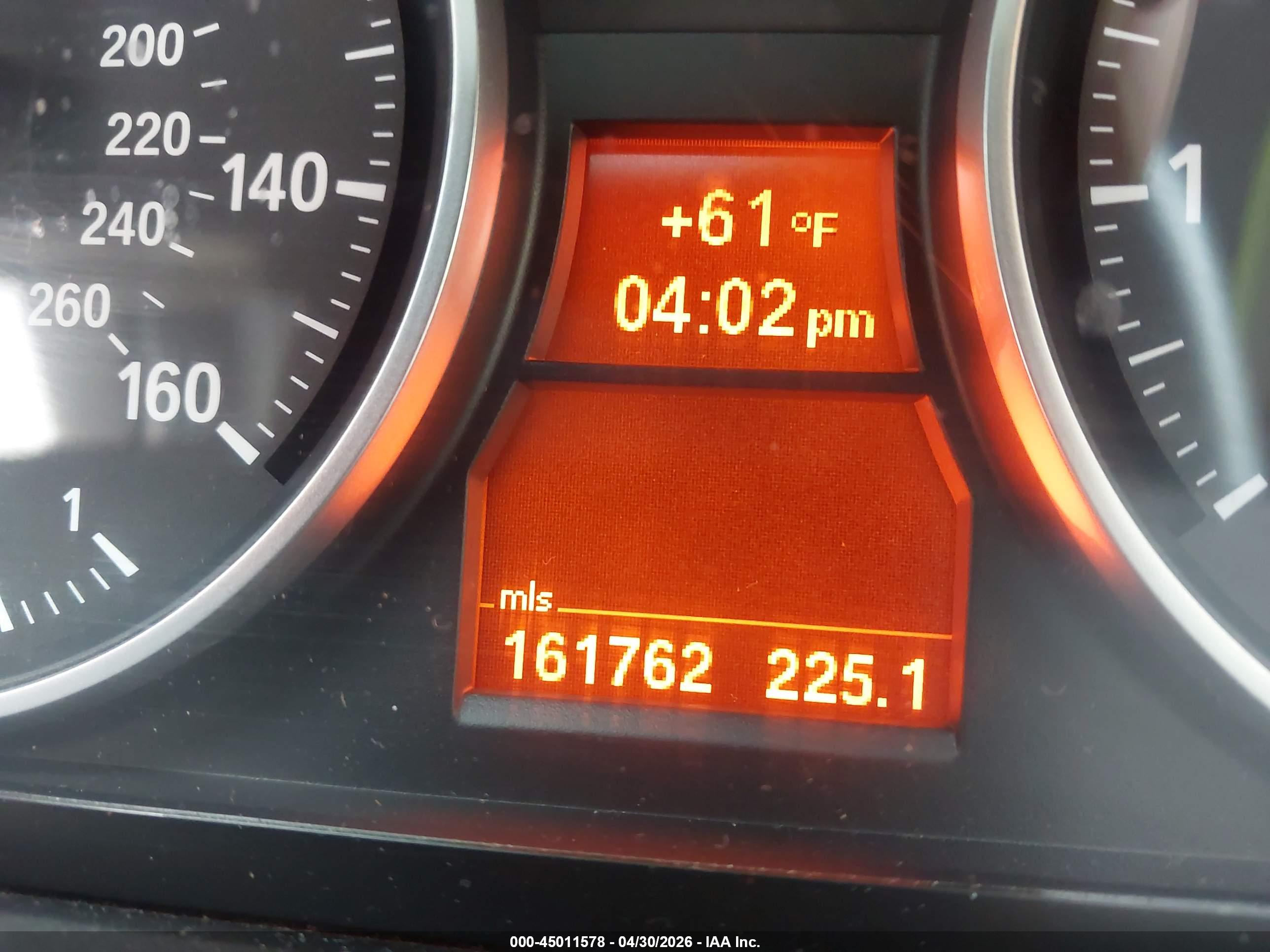BMW 328I image 7
