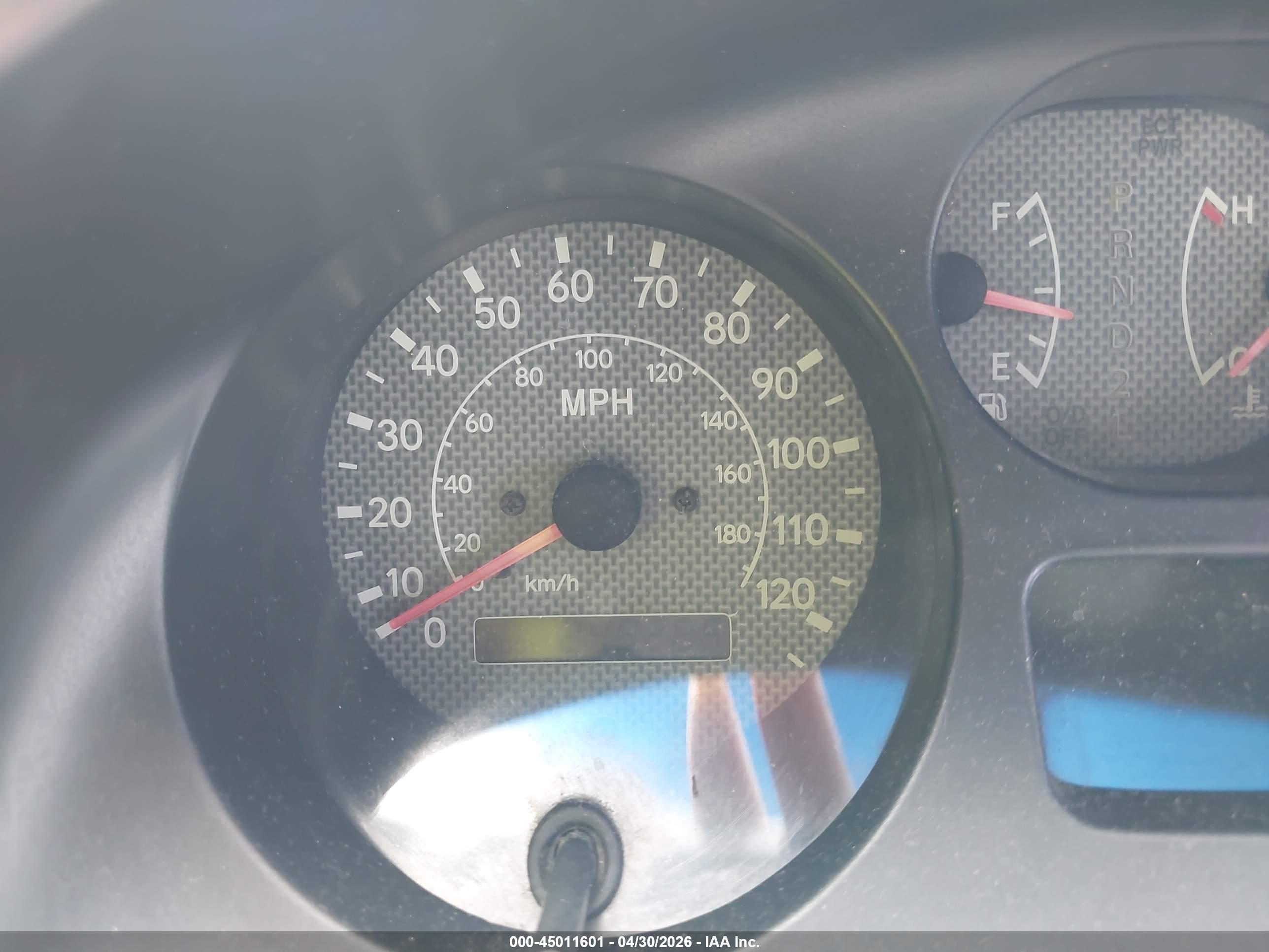 TOYOTA RAV4 image 7