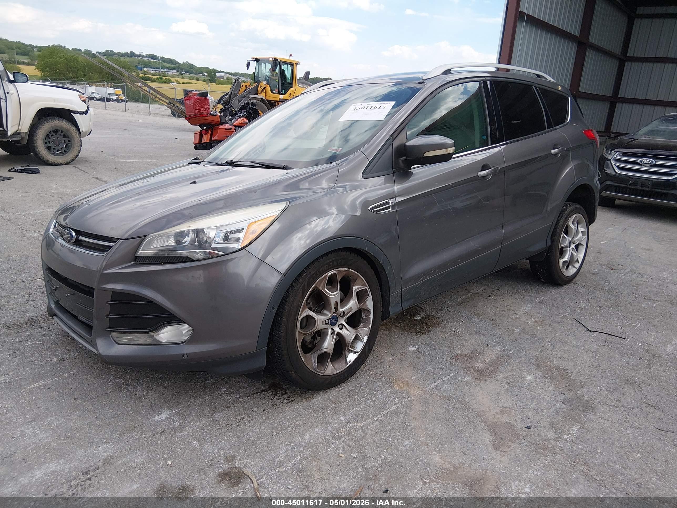 FORD ESCAPE image 2
