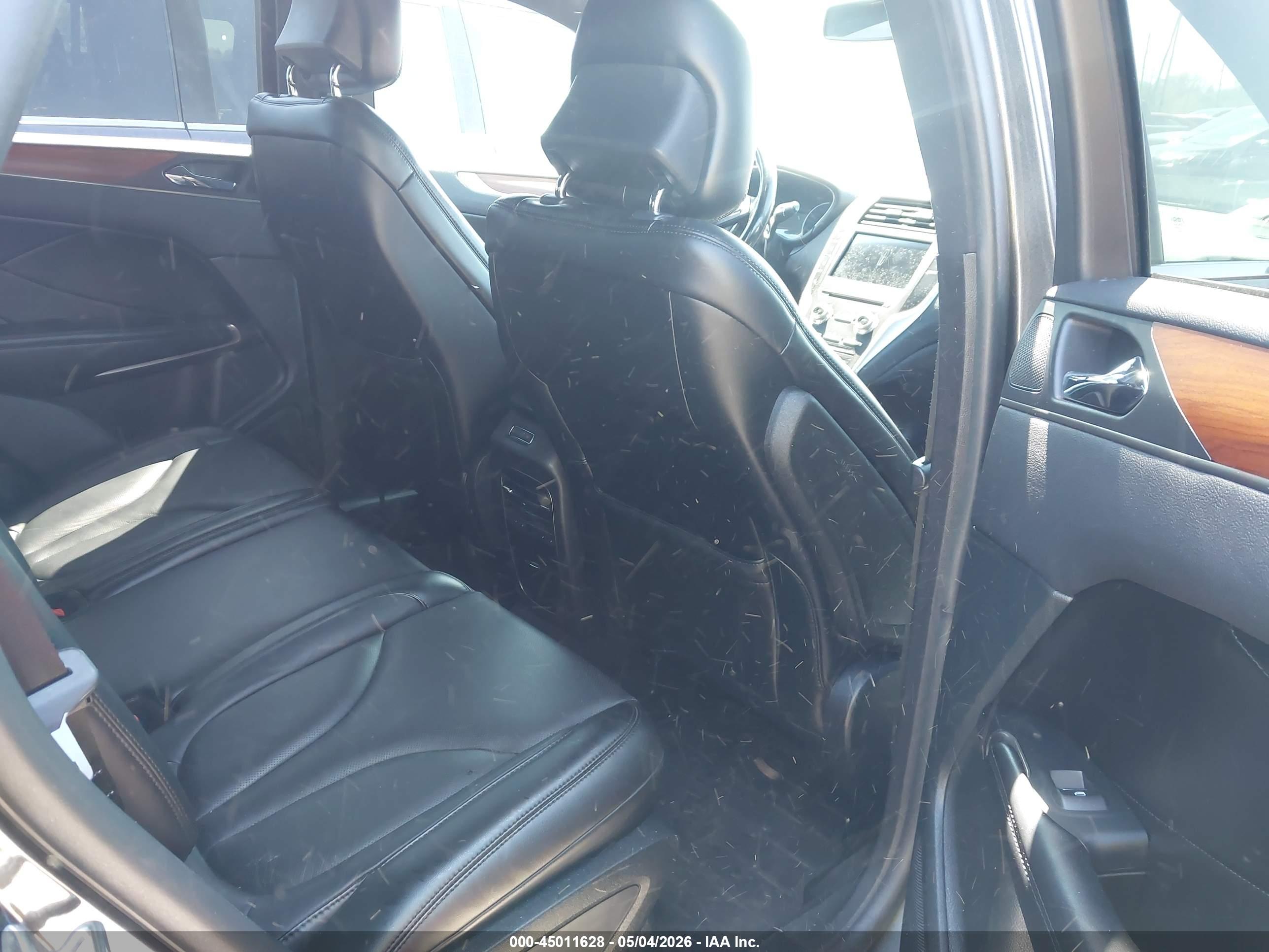 LINCOLN MKC image 8