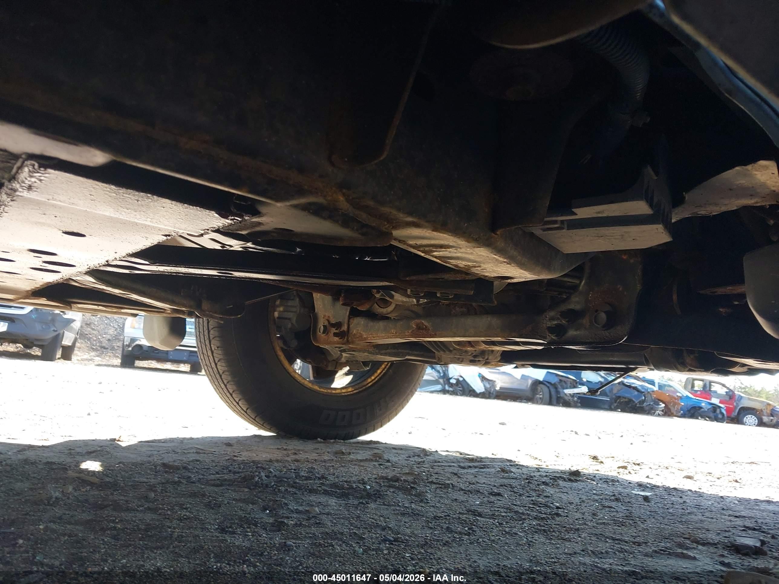 NISSAN PATHFINDER image 6