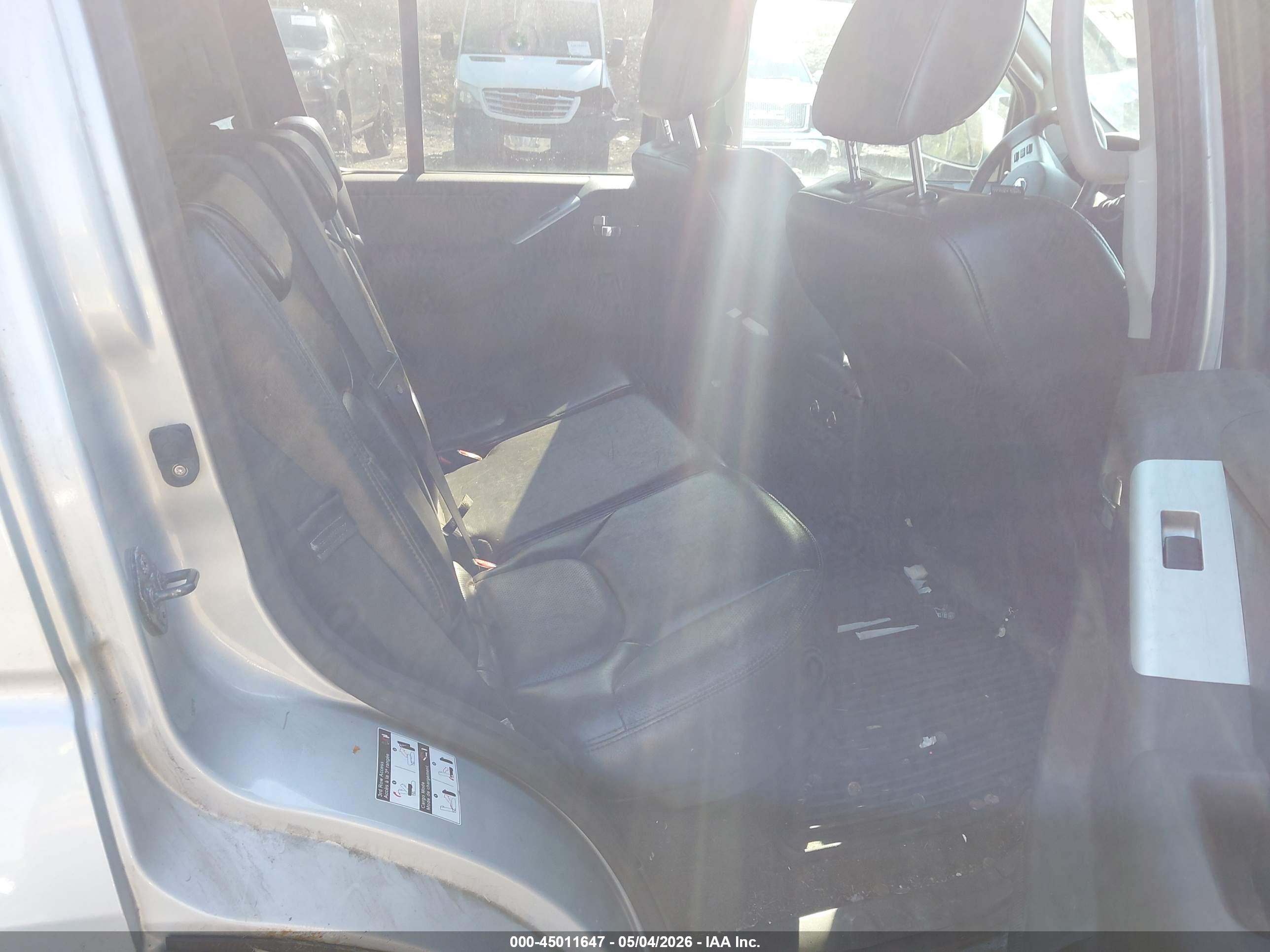 NISSAN PATHFINDER image 8