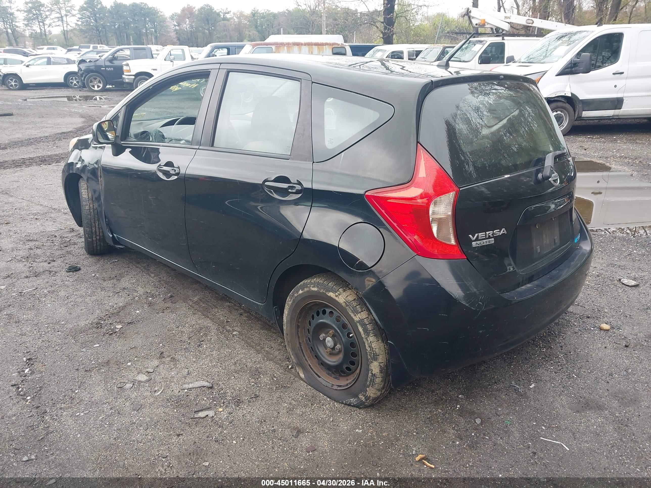 NISSAN VERSA image 3