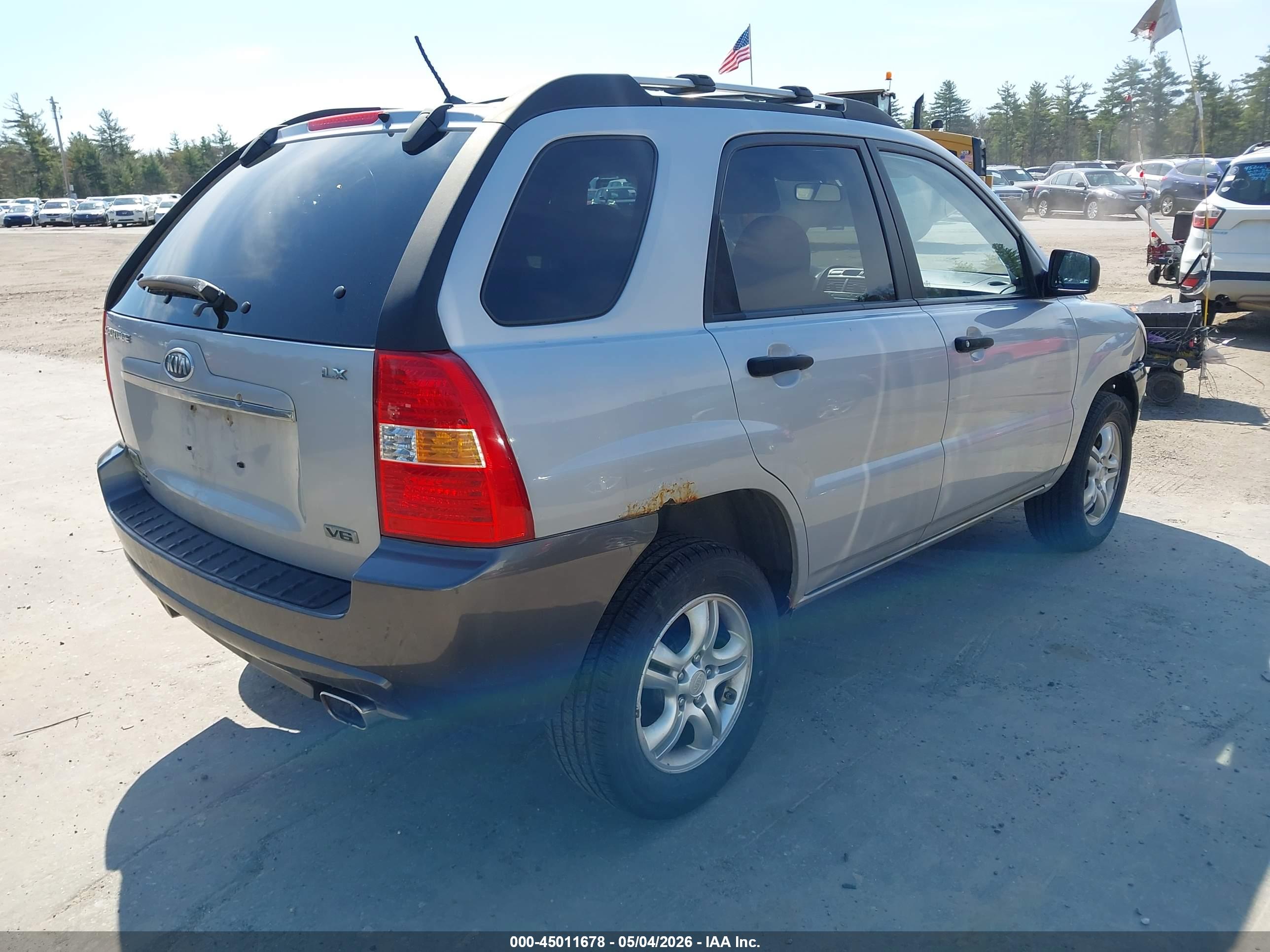 KIA SPORTAGE image 4