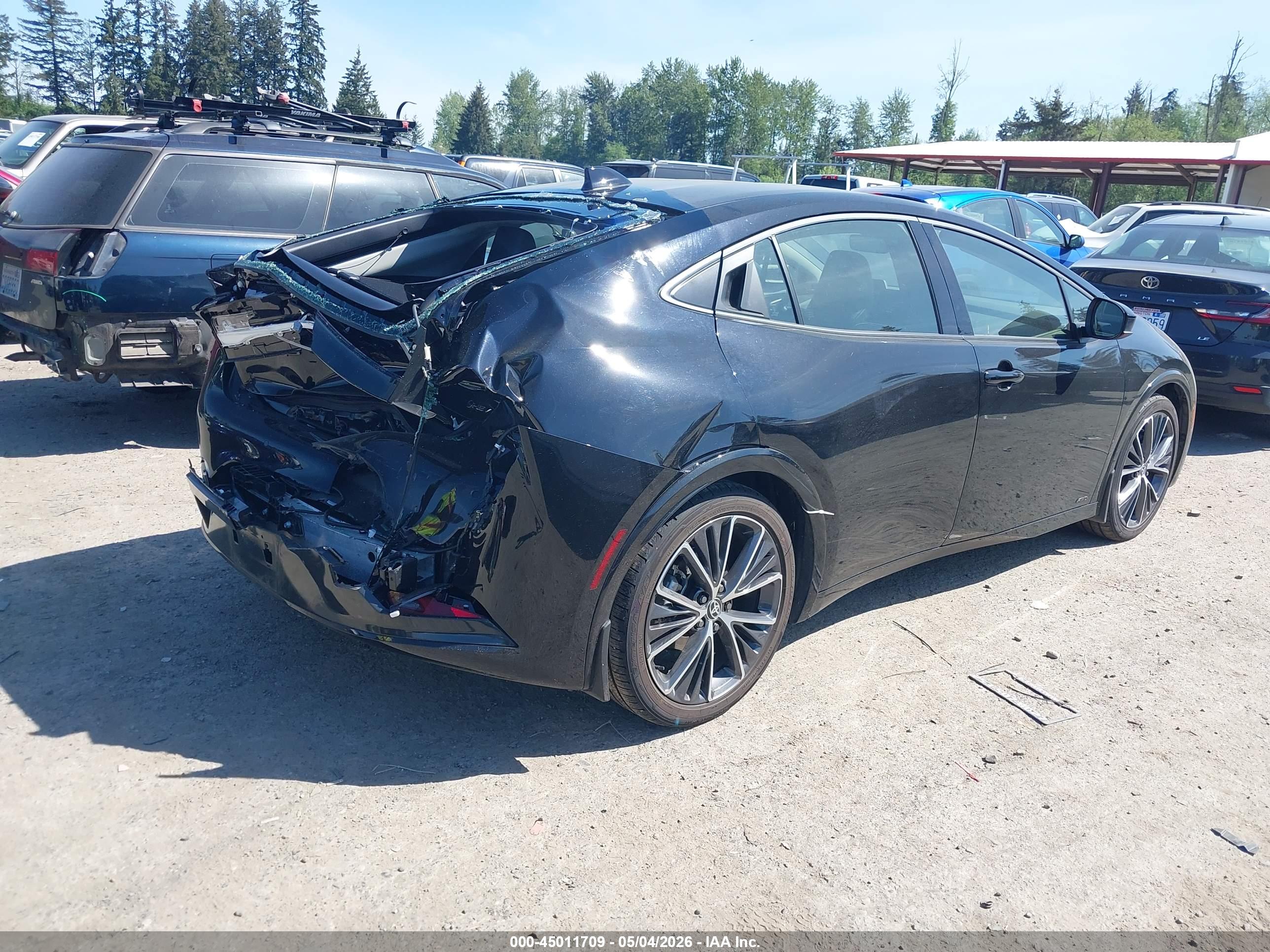 TOYOTA PRIUS image 4