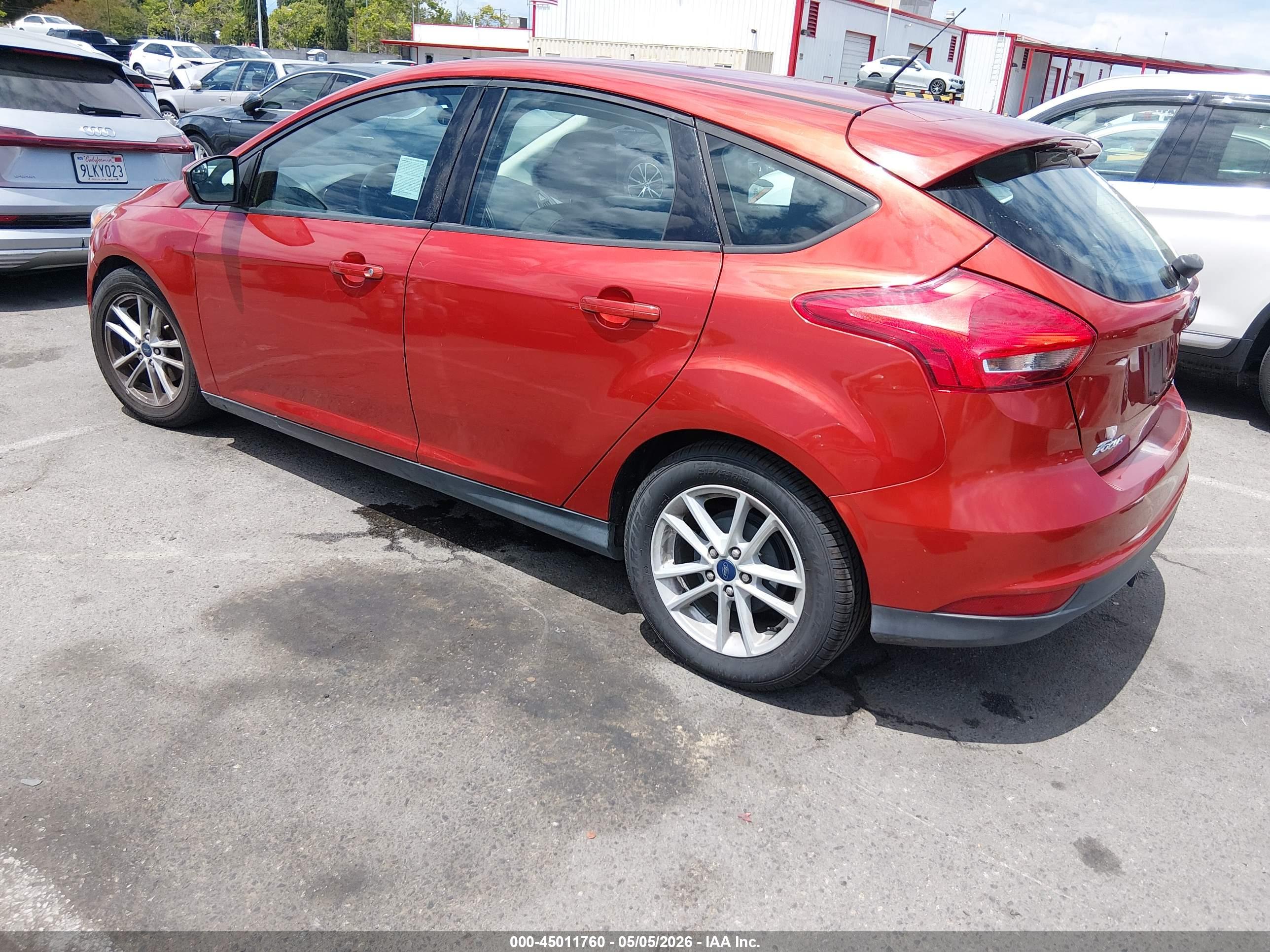 FORD FOCUS image 3